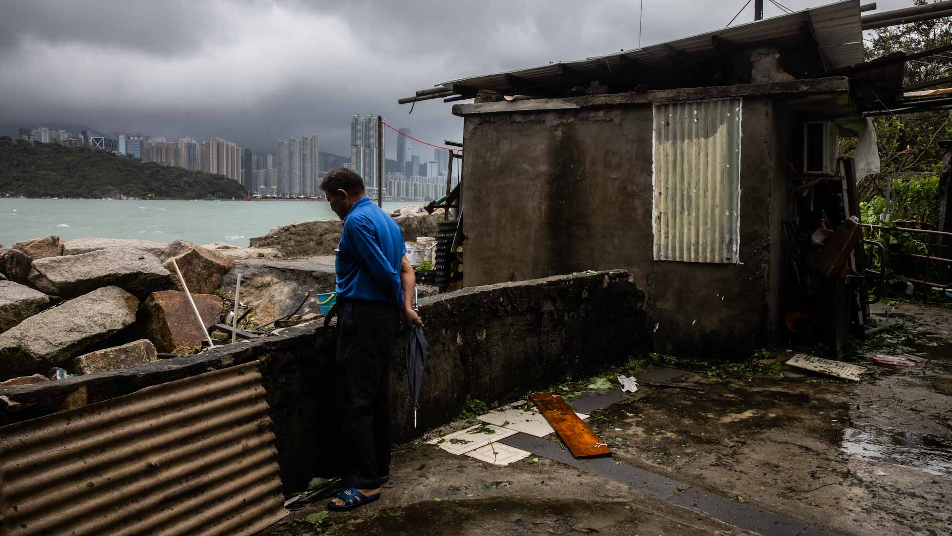 Image for the title: Typhoon Saola weakens but still a threat in southern China 