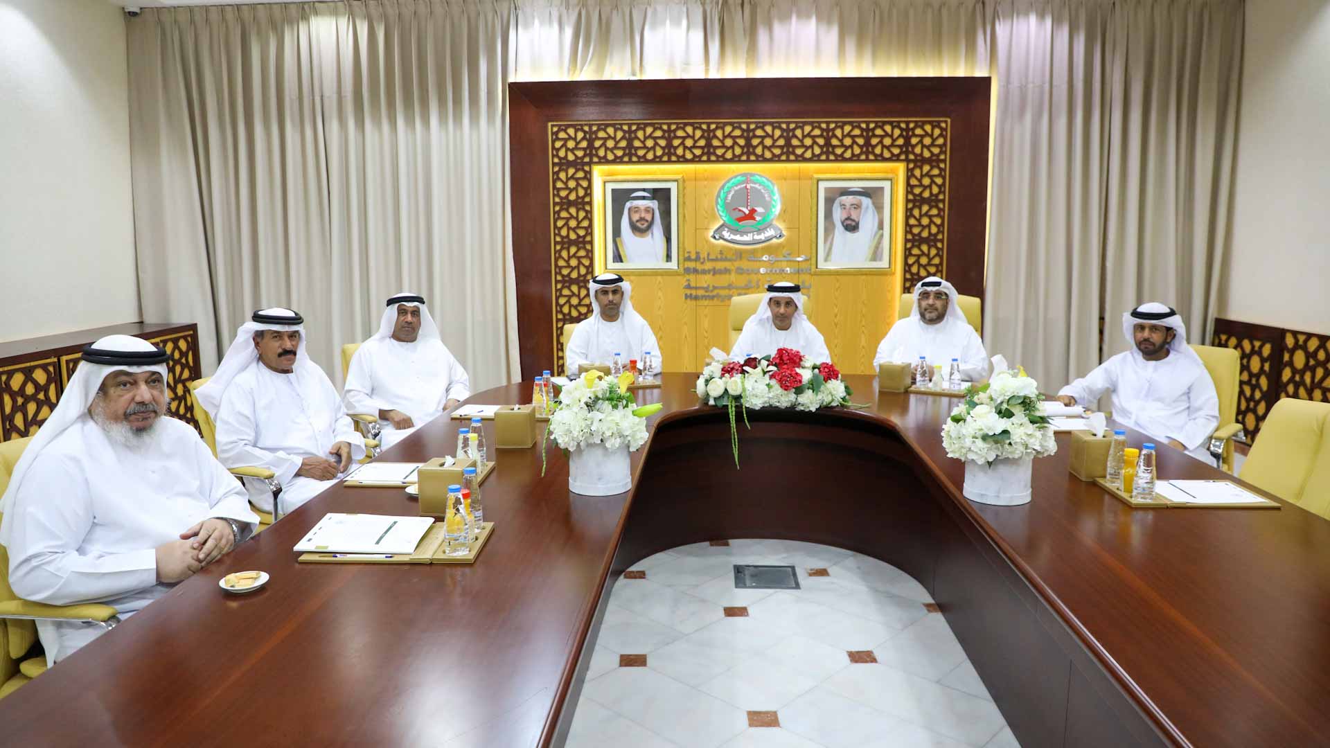 صورة بعنوان: "بلدي الحمرية" يناقش خطط تنفيذ المشاريع التطويرية   