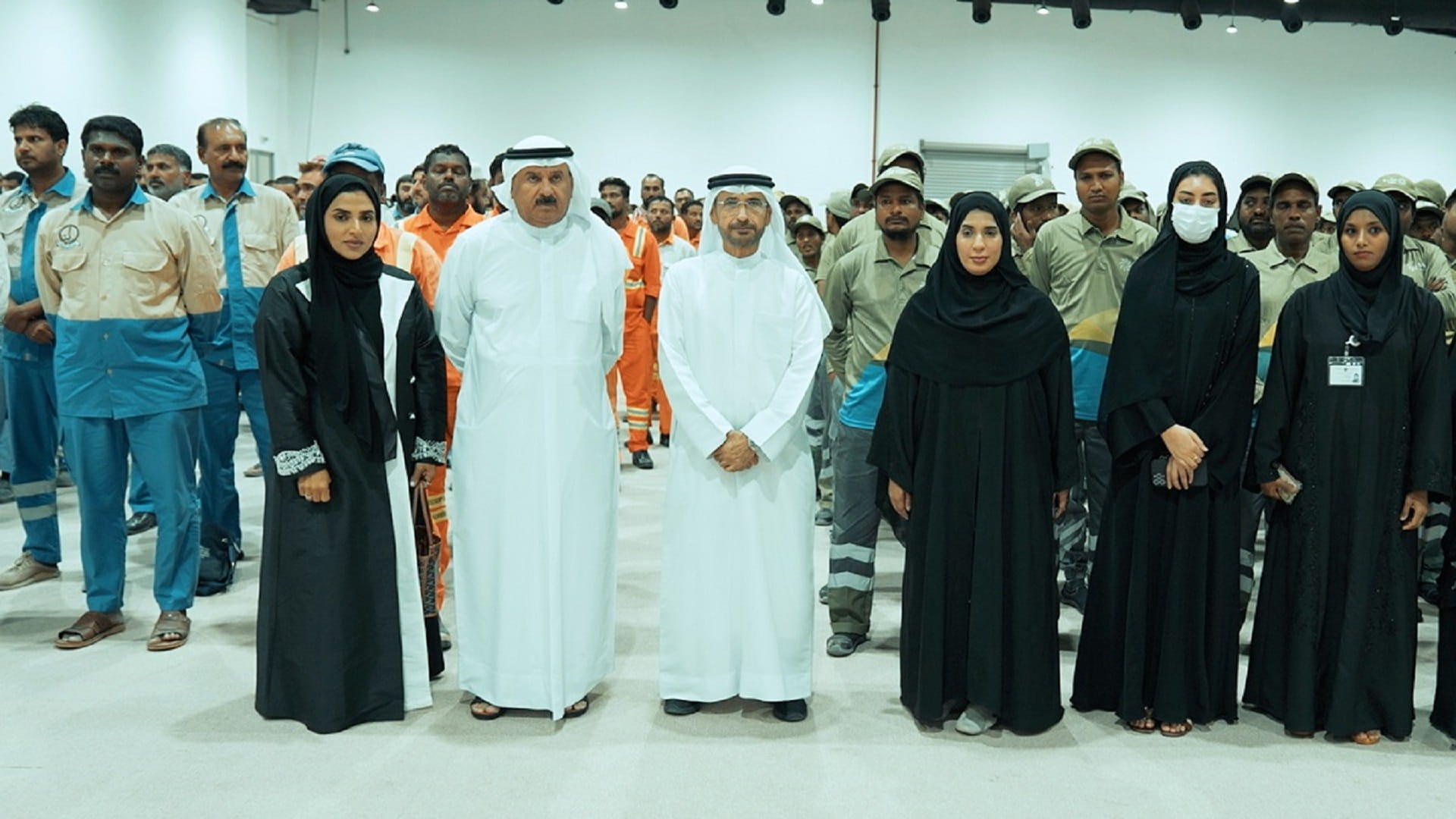 صورة بعنوان: "وزارة الصحة" و"التثقيف الصحي" يختتمان حملة الإنهاك الحراري 