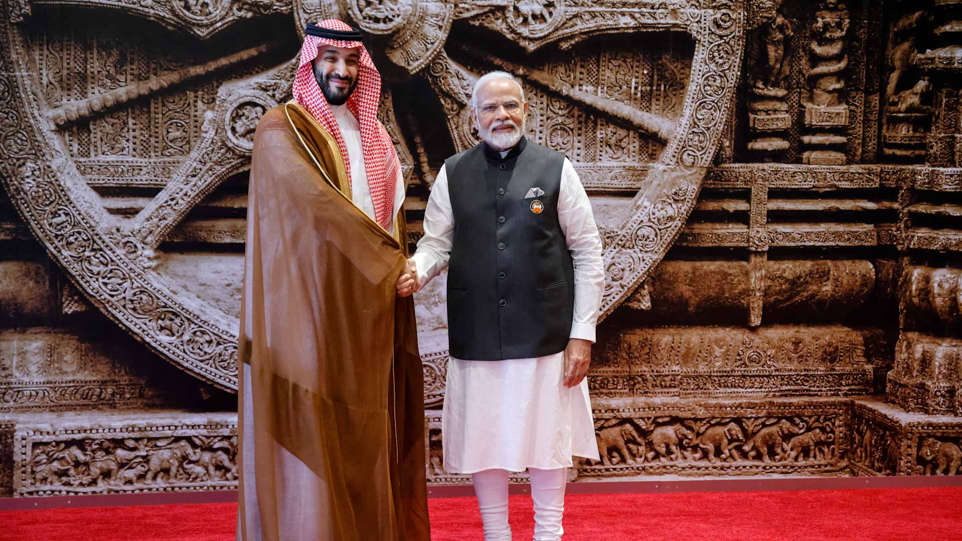 صورة بعنوان: على وقع أنغام موسيقية...بن سلمان يصل للهند ليشارك في قمة الـ 20  