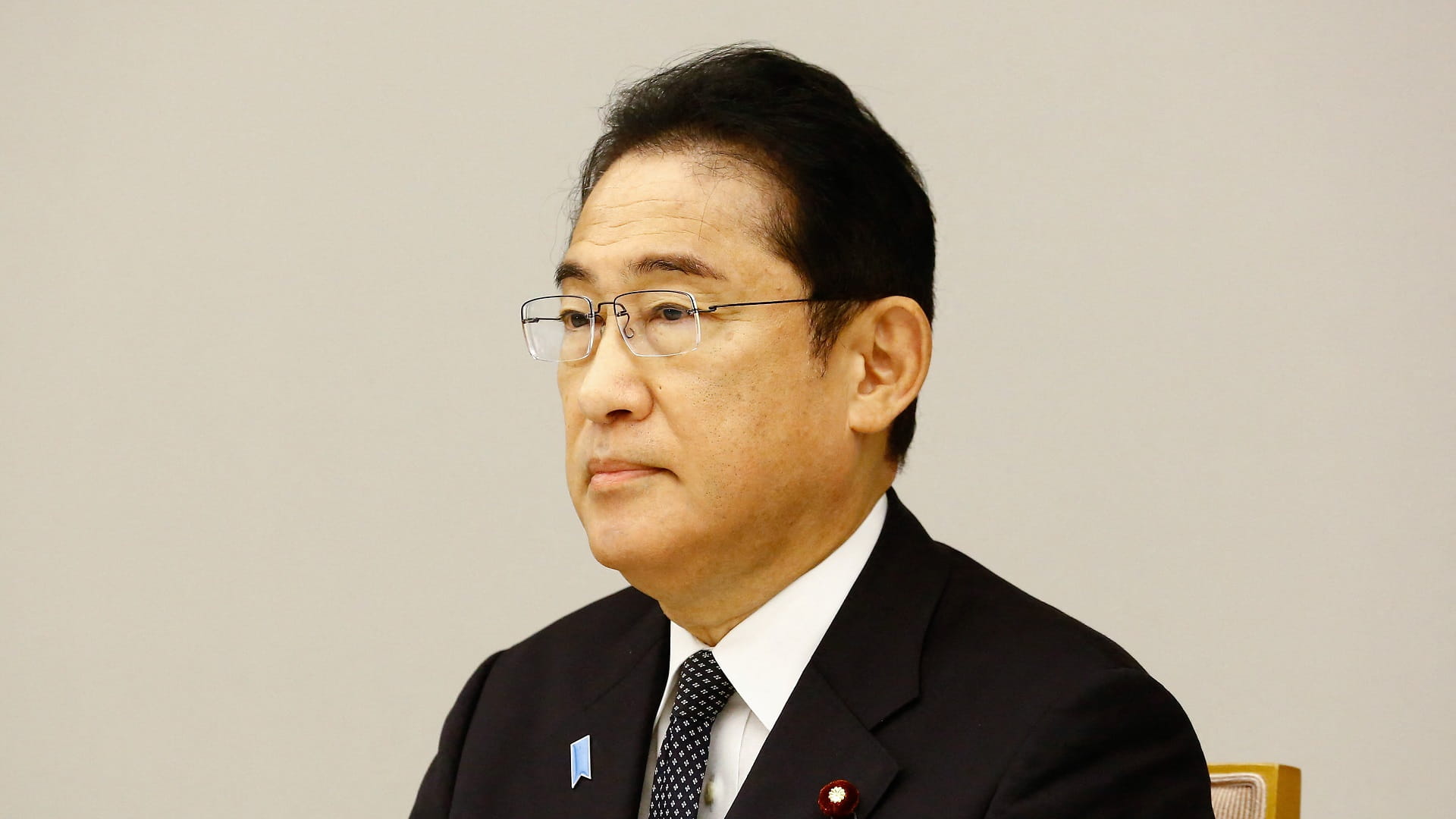 Image for the title: Japan PM Kishida to reshuffle cabinet 
