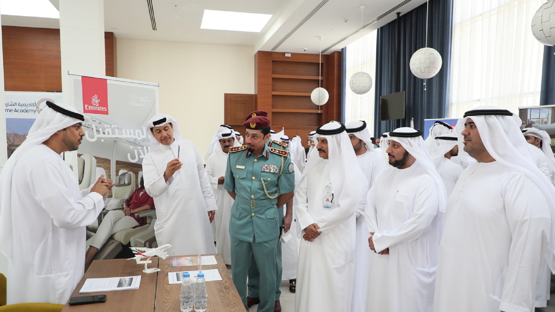 صورة بعنوان: موارد الشارقة تعرف بمزايا "وفر" ضمن فعالية بأكاديمية النقل البحري 