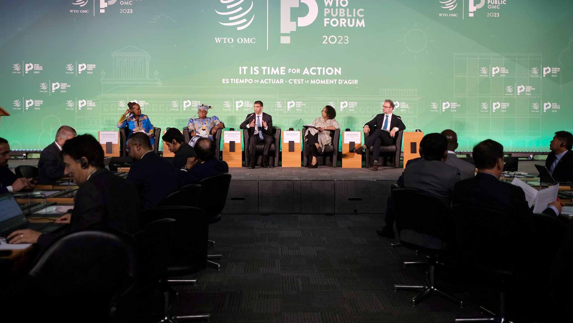 صورة بعنوان: الزيودي يترأس وفد الدولة في المنتدى العام لمنظمة التجارة العالمية 