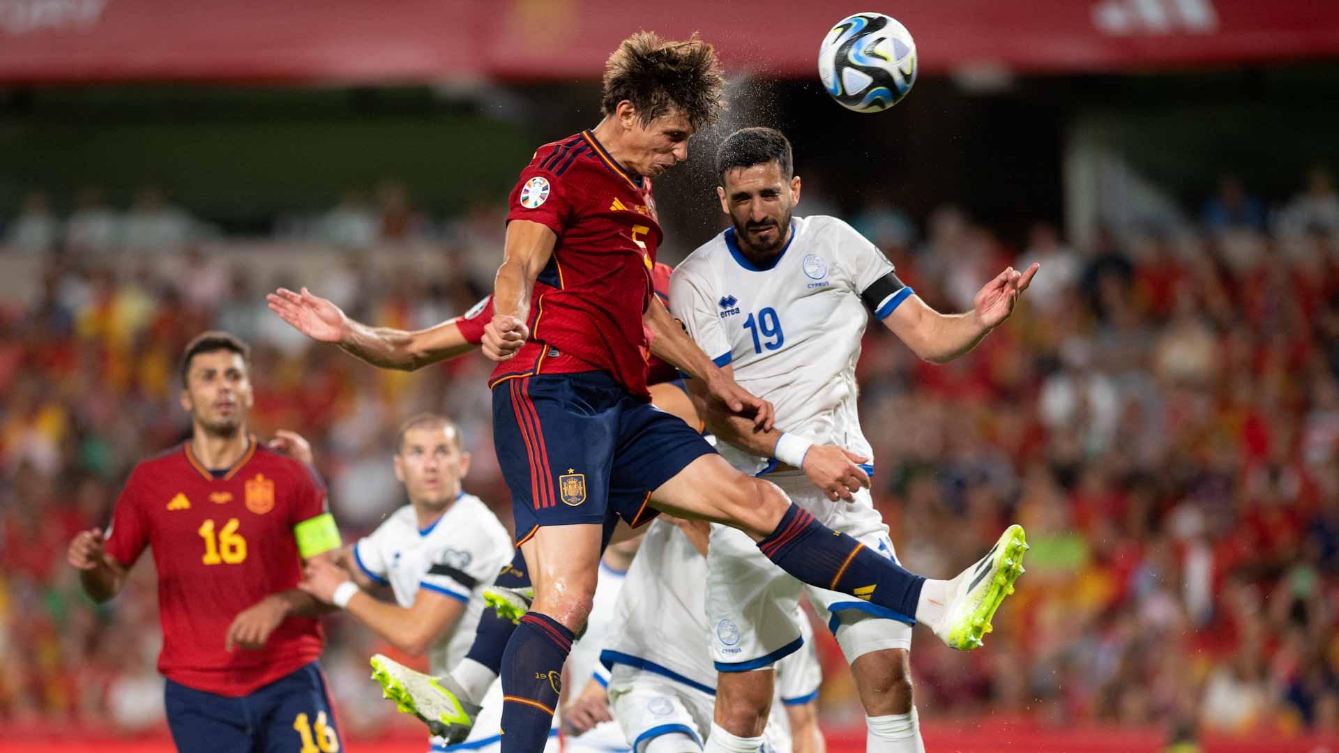 صورة بعنوان: منتخب إسبانيا يكتسح قبرص في تصفيات أمم أوروبا 2024      