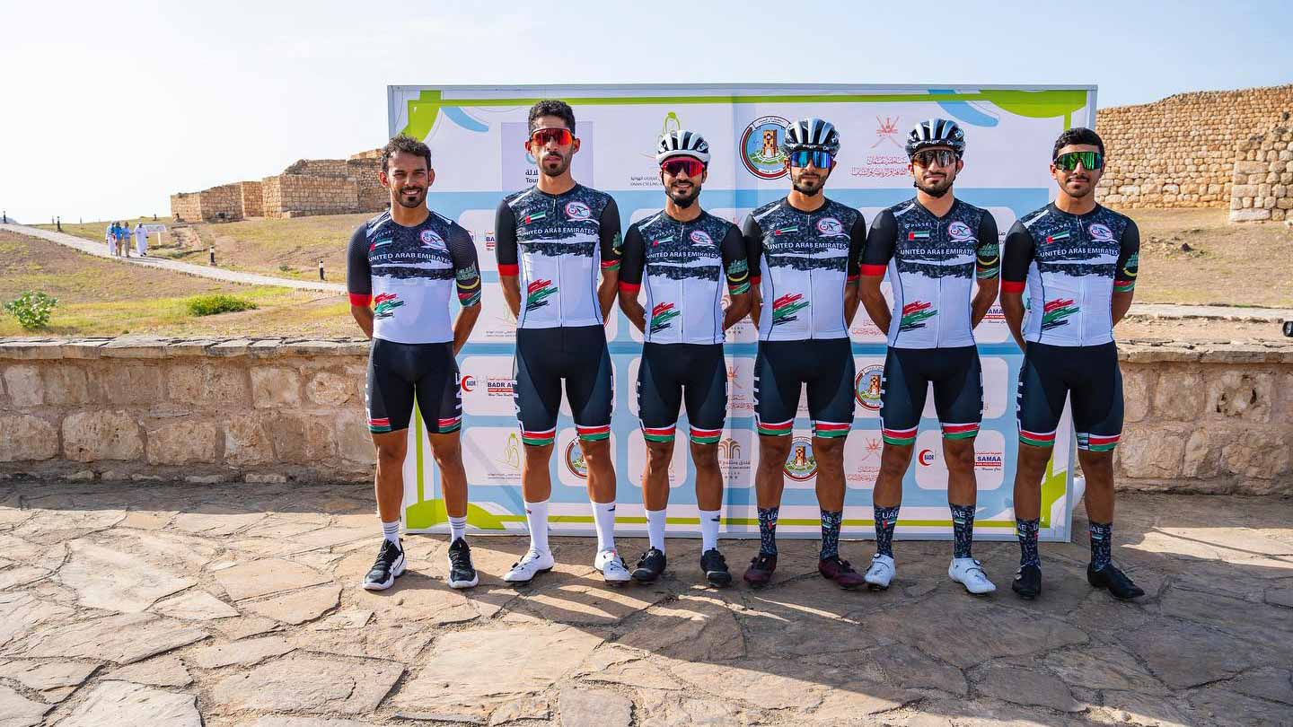 صورة بعنوان: دراج "شباب الأهلي" يتوج بلقب طواف صلالة للدراجات الهوائية 