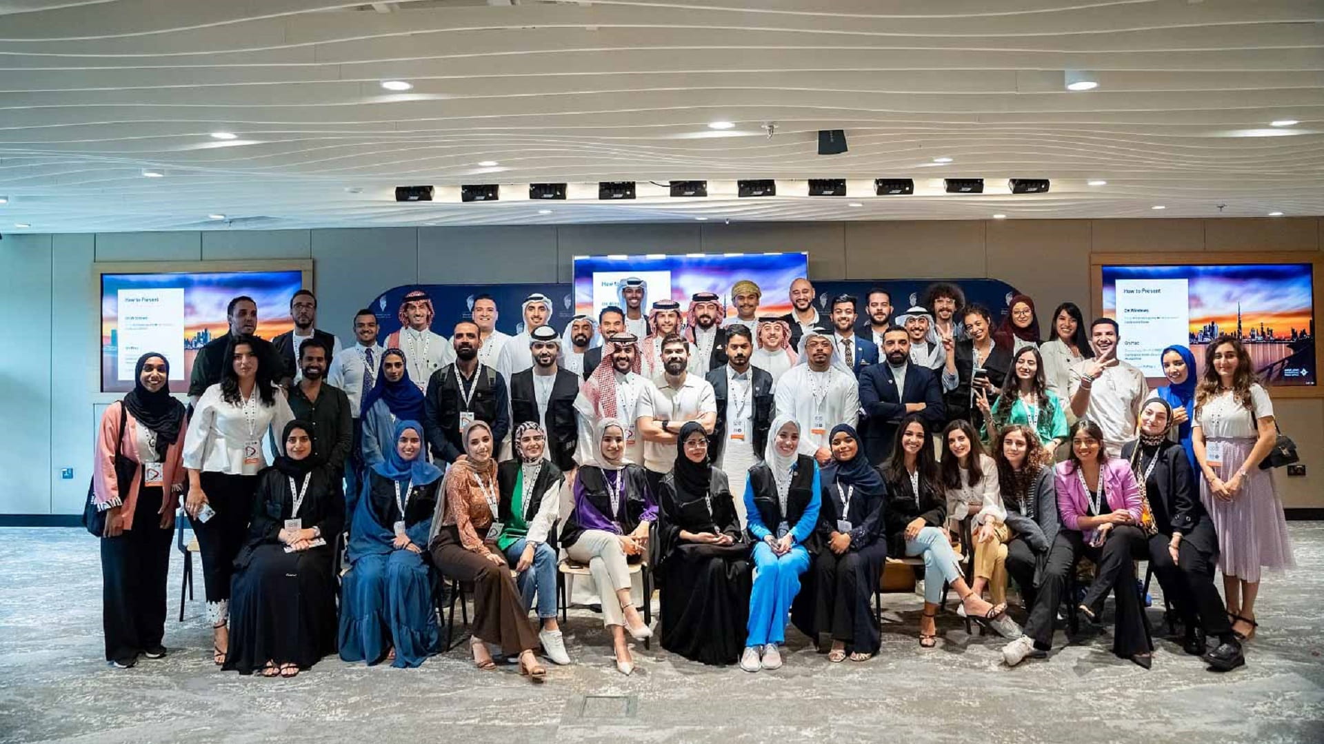 صورة بعنوان: أسبوع حافل بالفعاليات في برنامج القيادات الإعلامية العربية الشابة 