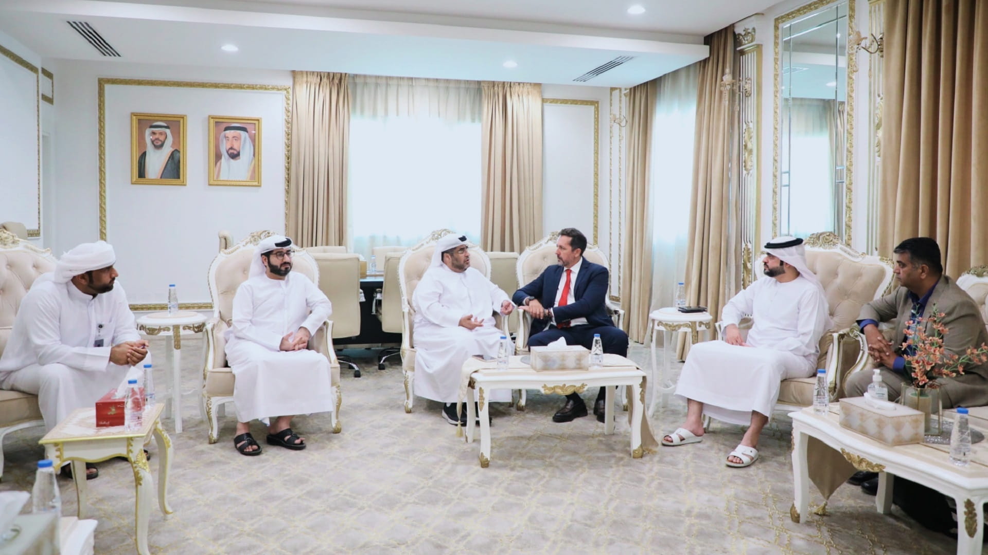 صورة بعنوان: بلدية الحمرية تعقد اجتماعاً تنسيقياً مع "مجموعة بيئة" 