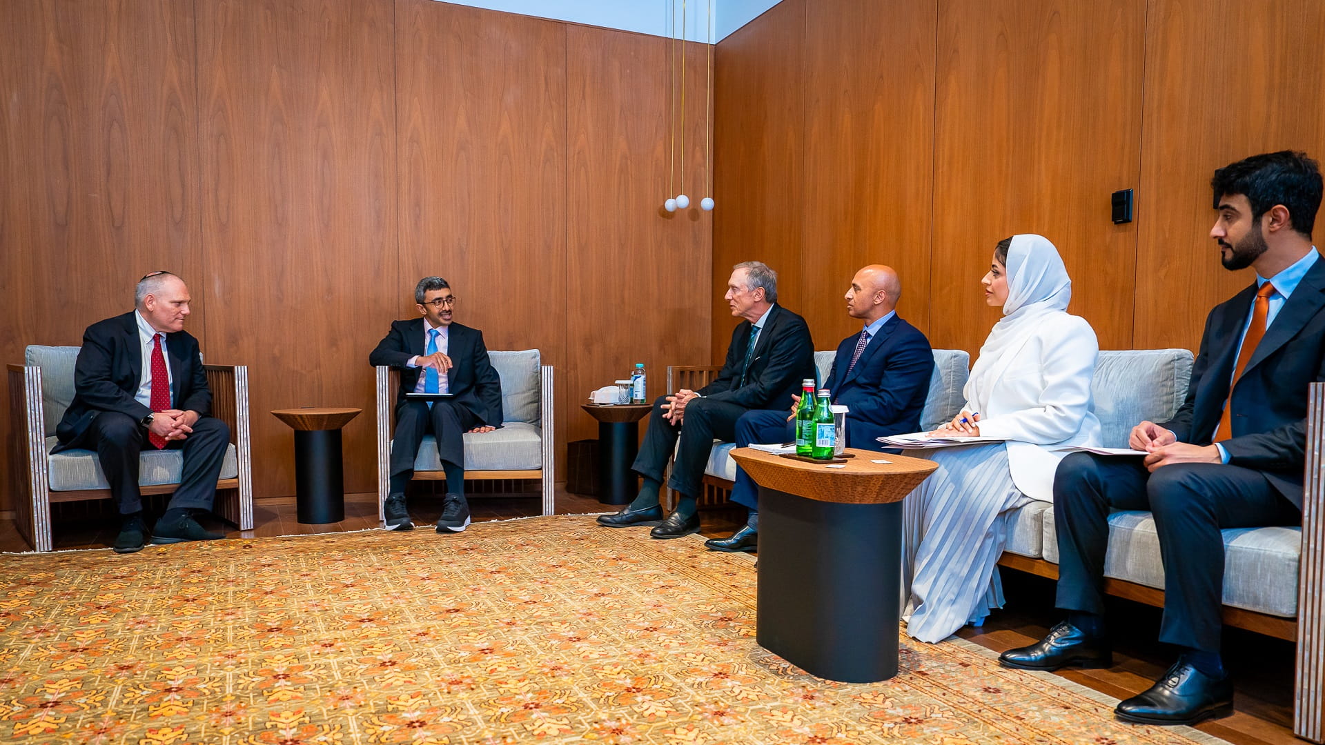 Image for the title: UAE FM meets representatives of Jewish organisations 