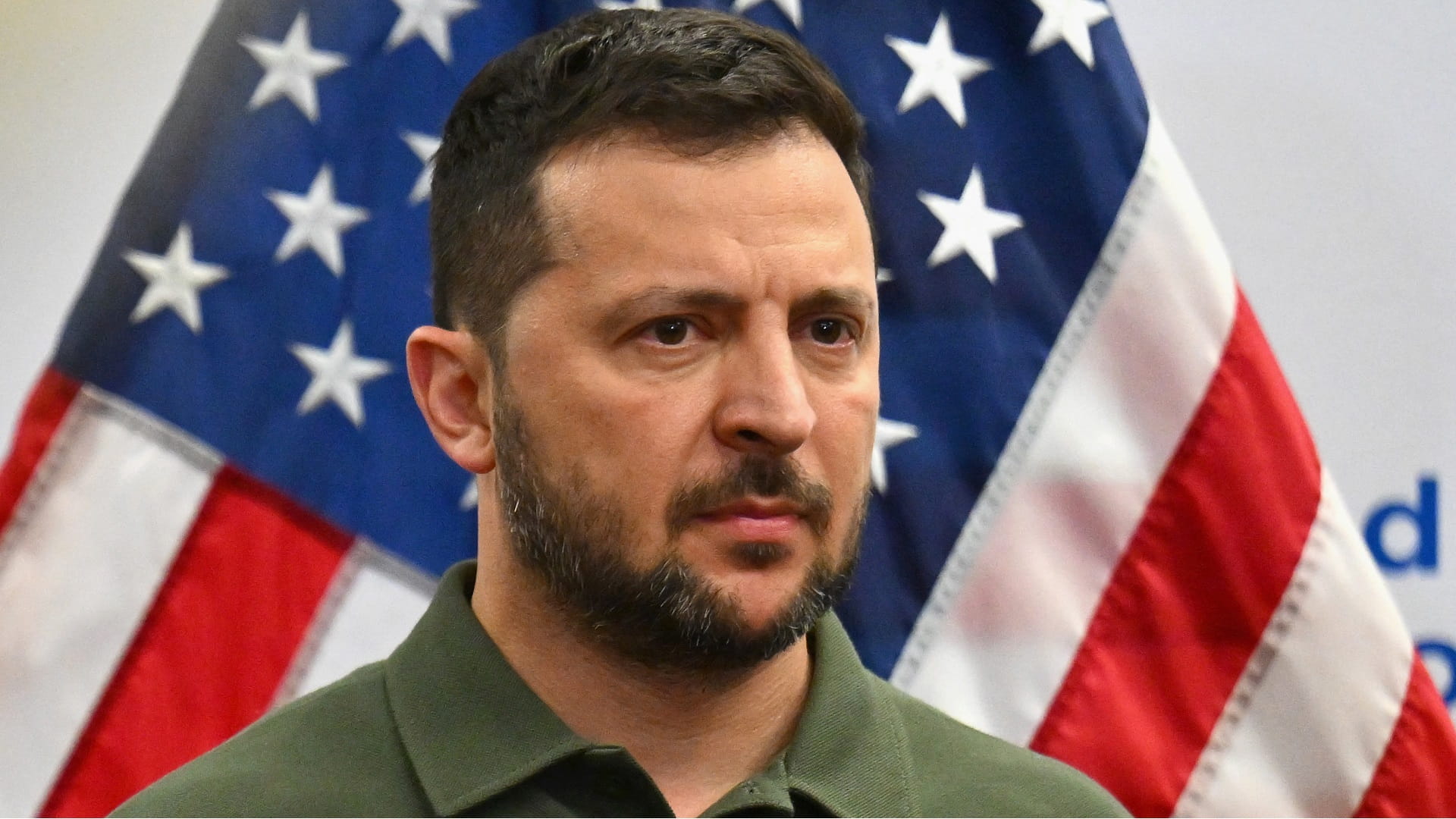 Image for the title: Zelensky arrives in Washington, says air defence aid 'top issue' 