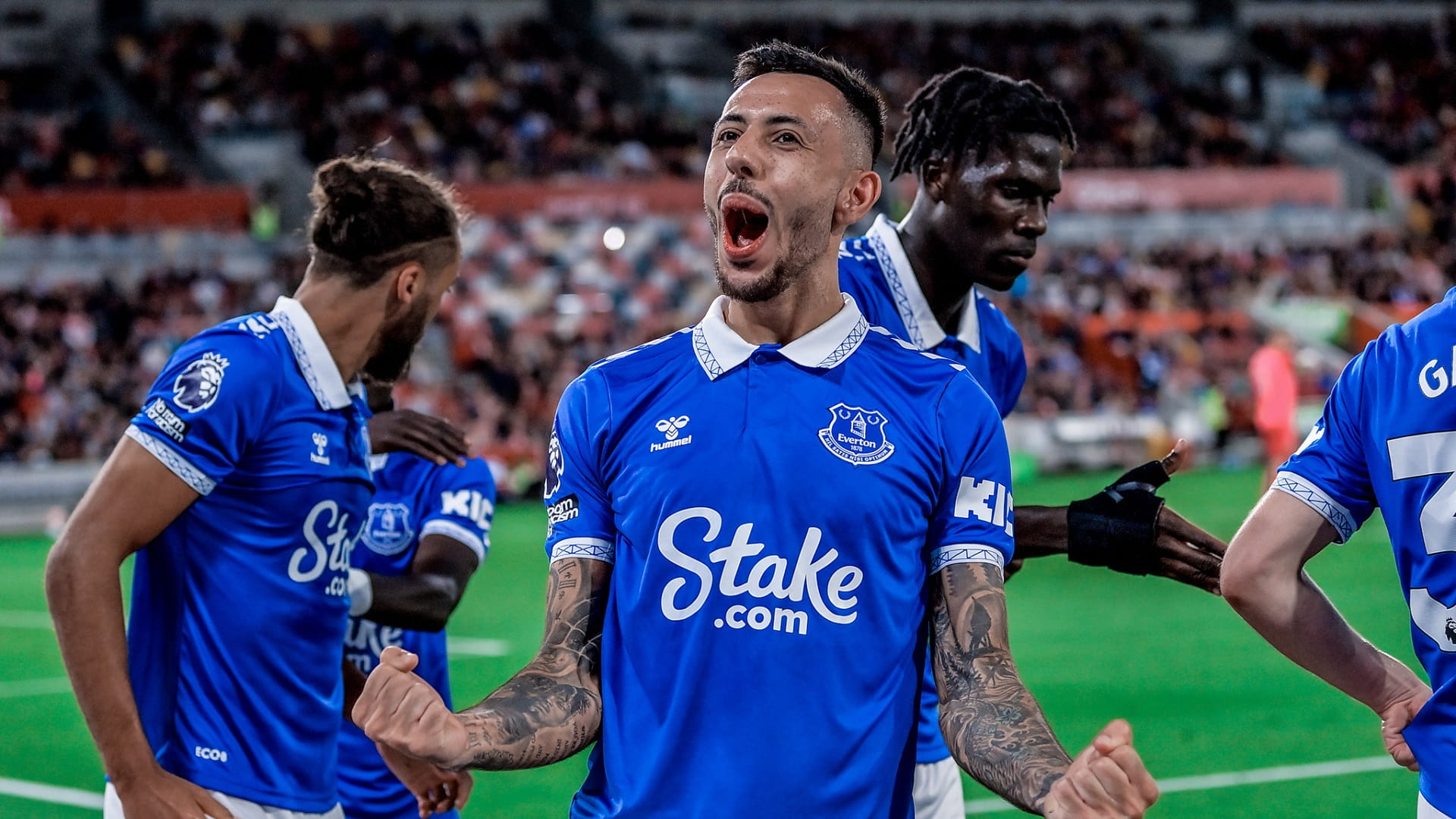 صورة بعنوان: إيفرتون يحقق فوزه الأول بالدوري الإنجليزي هذا الموسم  