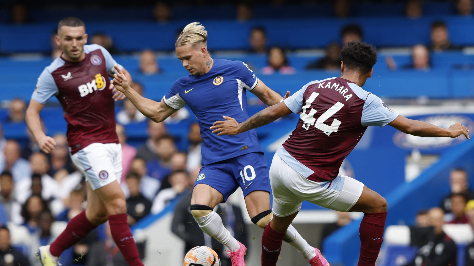 صورة بعنوان: تشيلسي يسقط أمام أستون فيلا في الدوري الإنجليزي 