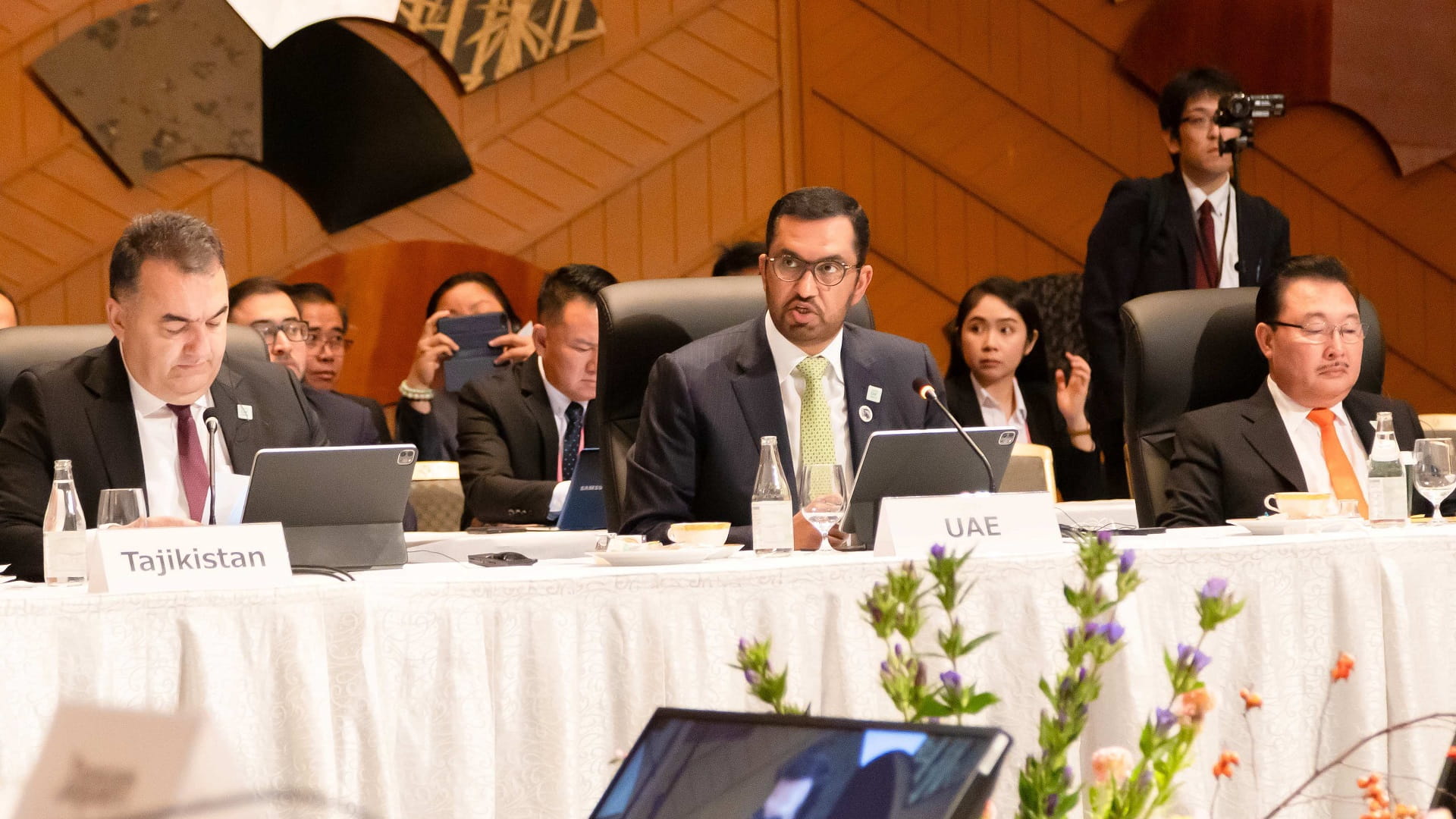 صورة بعنوان: الرئيس المعين لـ COP28 يشيد بدور اليابان للانتقال في قطاع الطاقة 