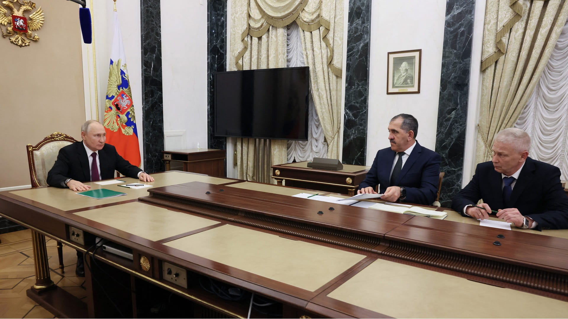 Image for the title: Kremlin: Ex-Prigozhin aide to oversee Ukraine volunteer fighters 