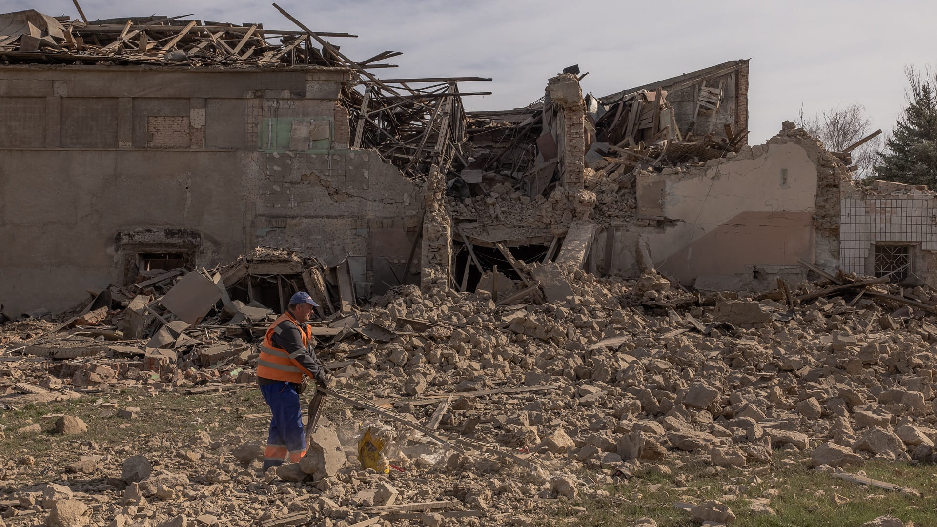 صورة بعنوان: روسيا تعلن سيطرتها على 400 كم مربع من أوكرانيا منذ مطلع 2024 