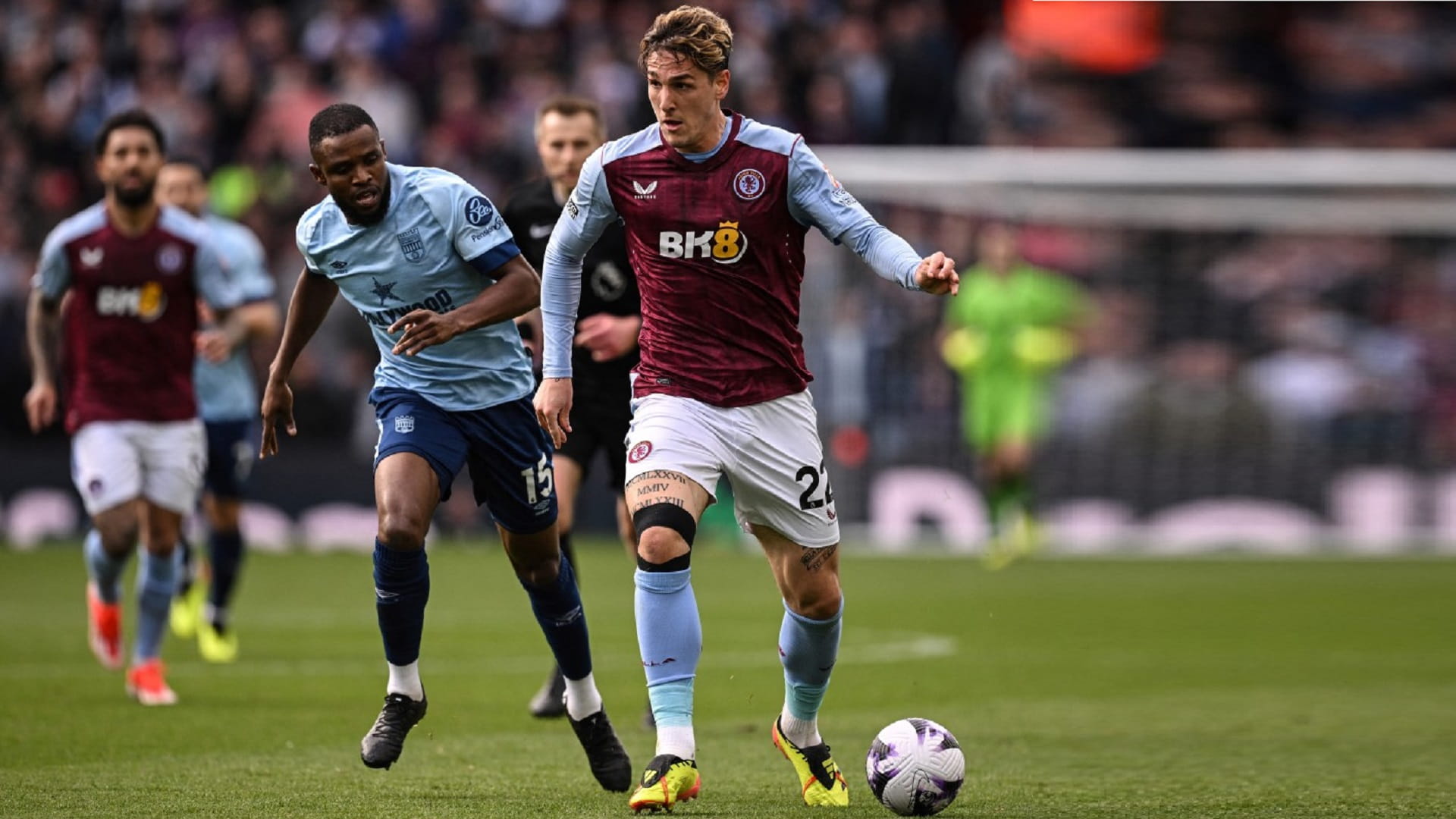 صورة بعنوان: أستون فيلا يتعثر أمام برينتفورد في الدوري الإنجليزي 