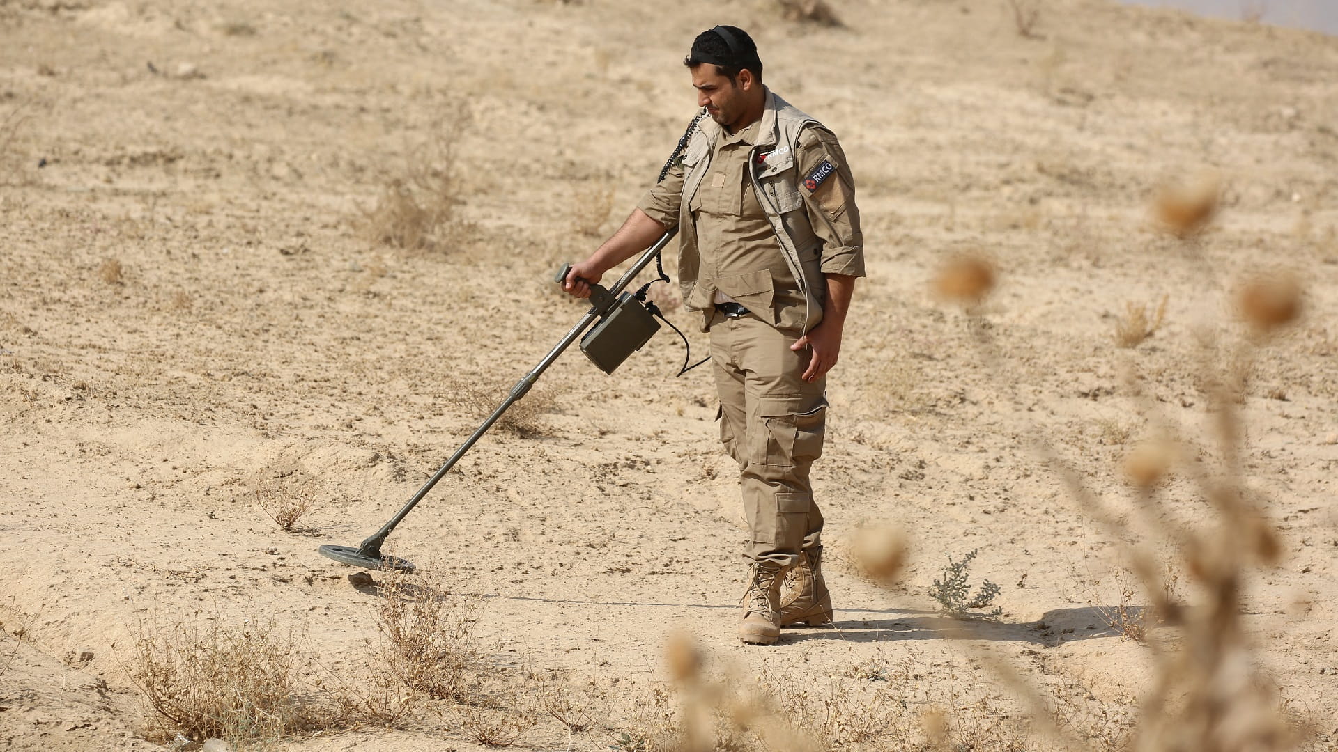 صورة بعنوان: الأمم المتحدة تدعو إلى التخلص من الألغام الأرضية ومخلفات الحروب 