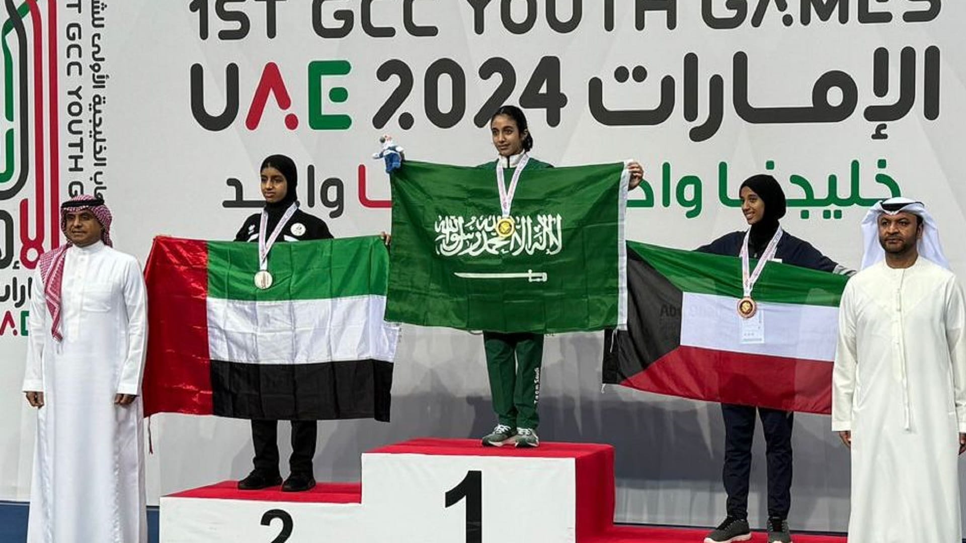 صورة بعنوان: لاعبات نادي مليحة يحققن 4 ميداليات فضية بدورة الألعاب الخليجية 