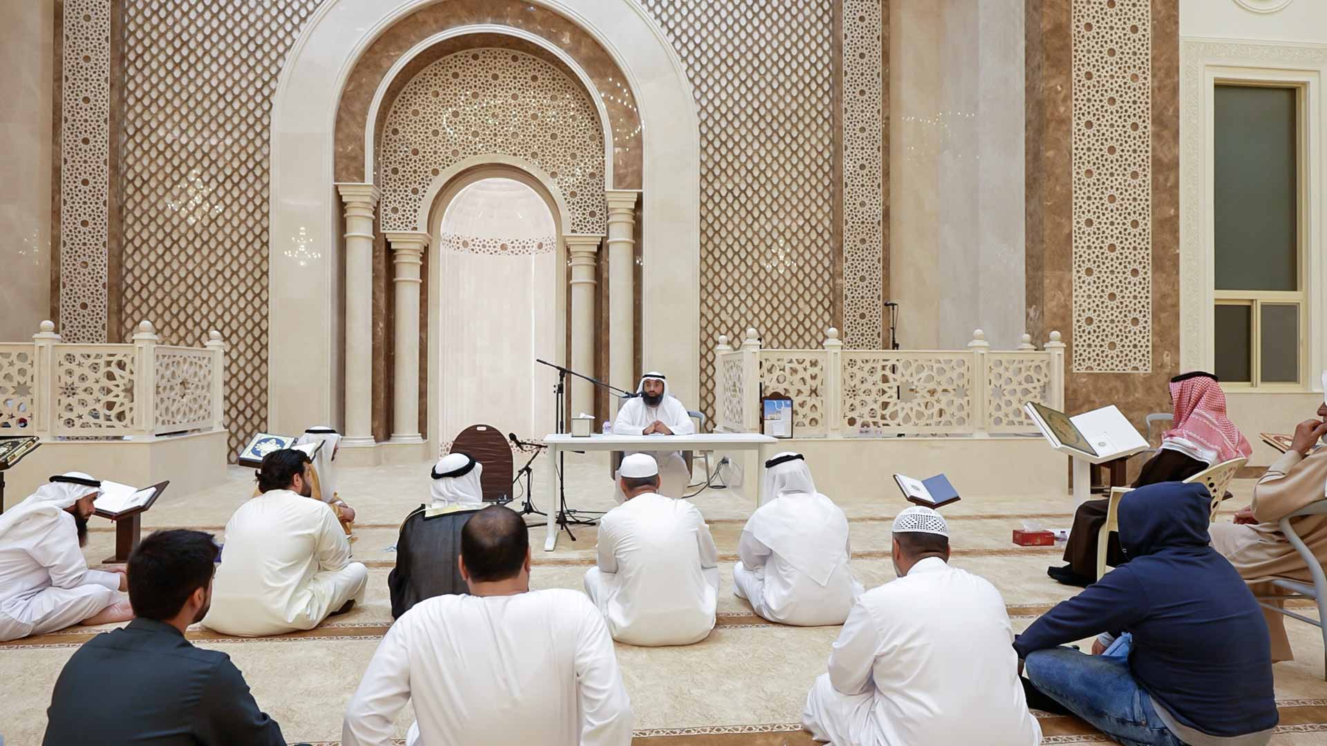 صورة بعنوان: "إسلامية الشارقة" توعي بأهمية زكاة الفطر 