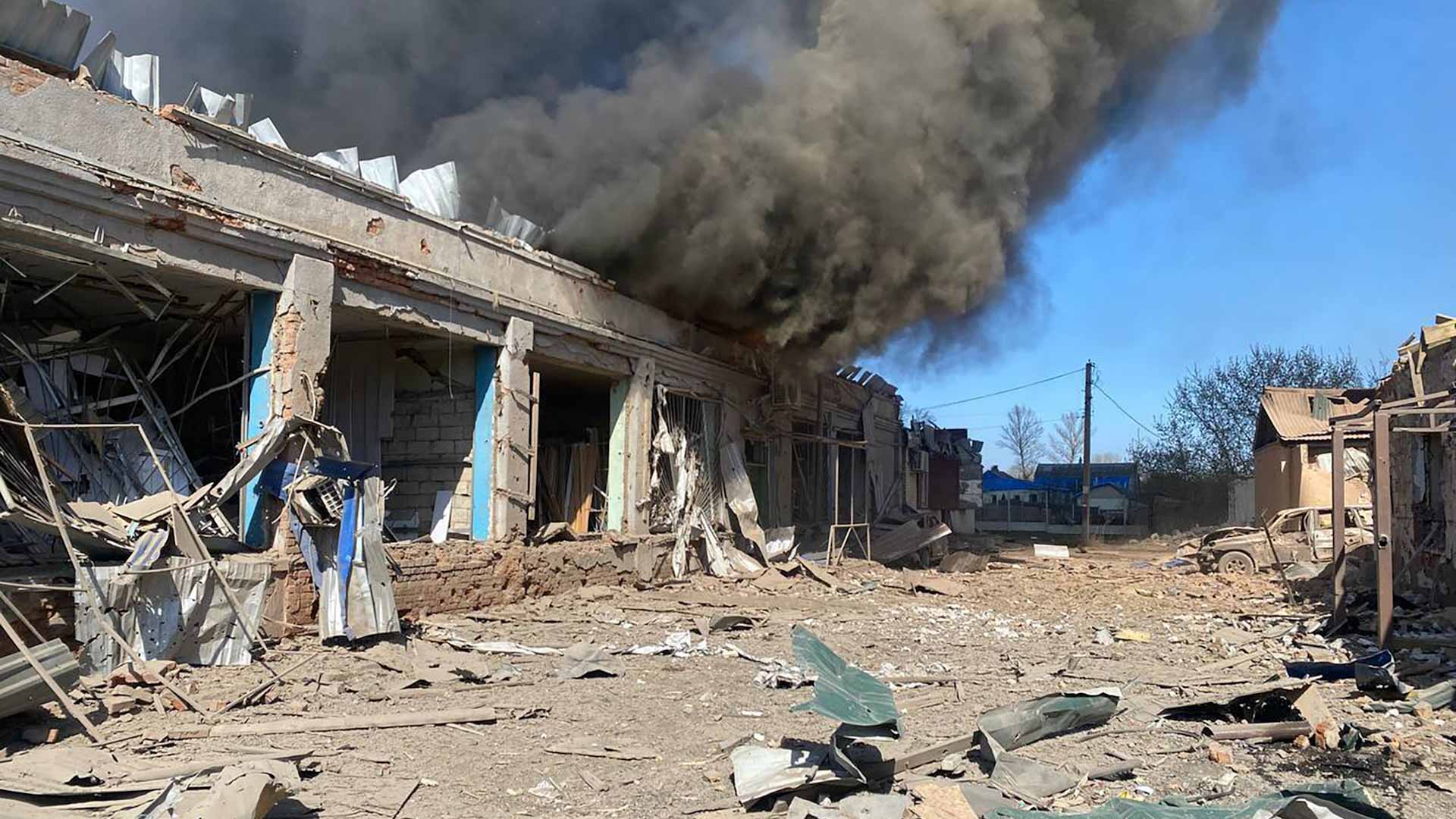 Image for the title: Russia fires 40 missiles, 40 drones at Ukraine overnight 