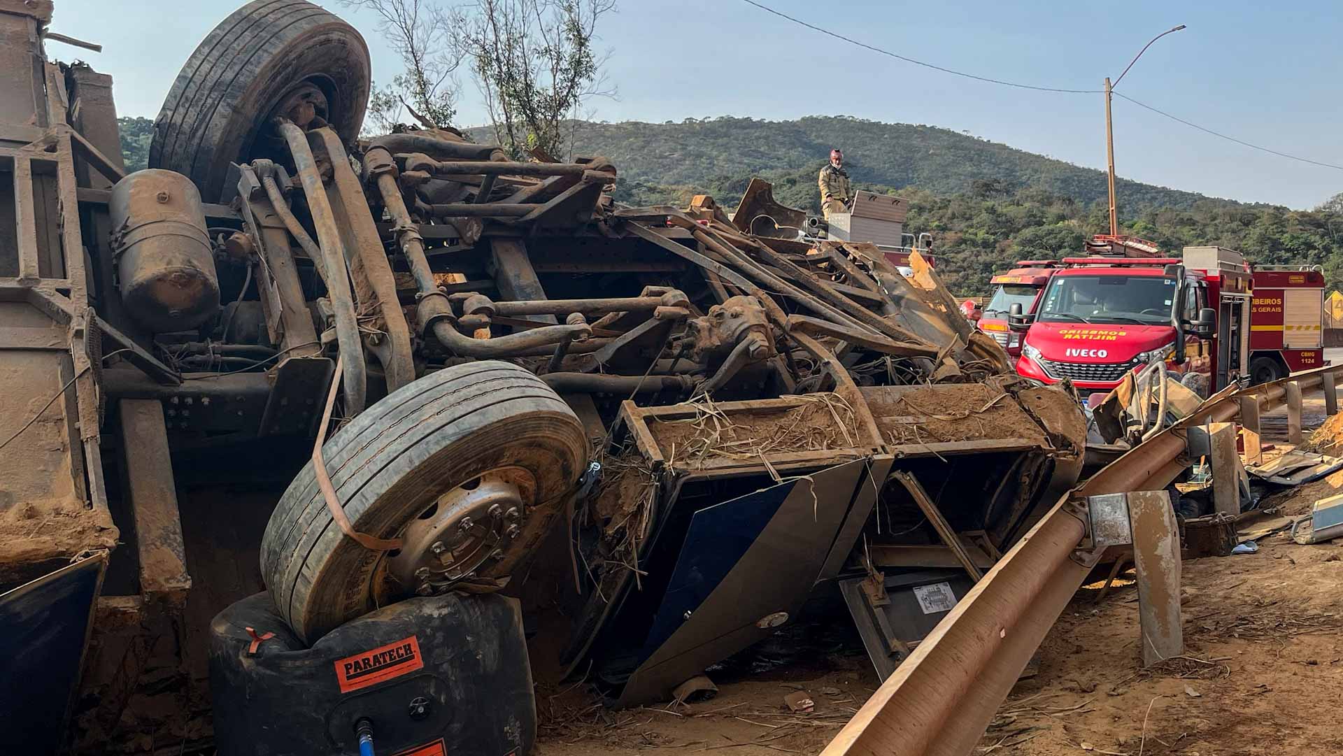 صورة بعنوان: في حادثة تفجع البرازيل..انقلاب حافلة ينهي حياة 9 ويصيب 20 بجروح 