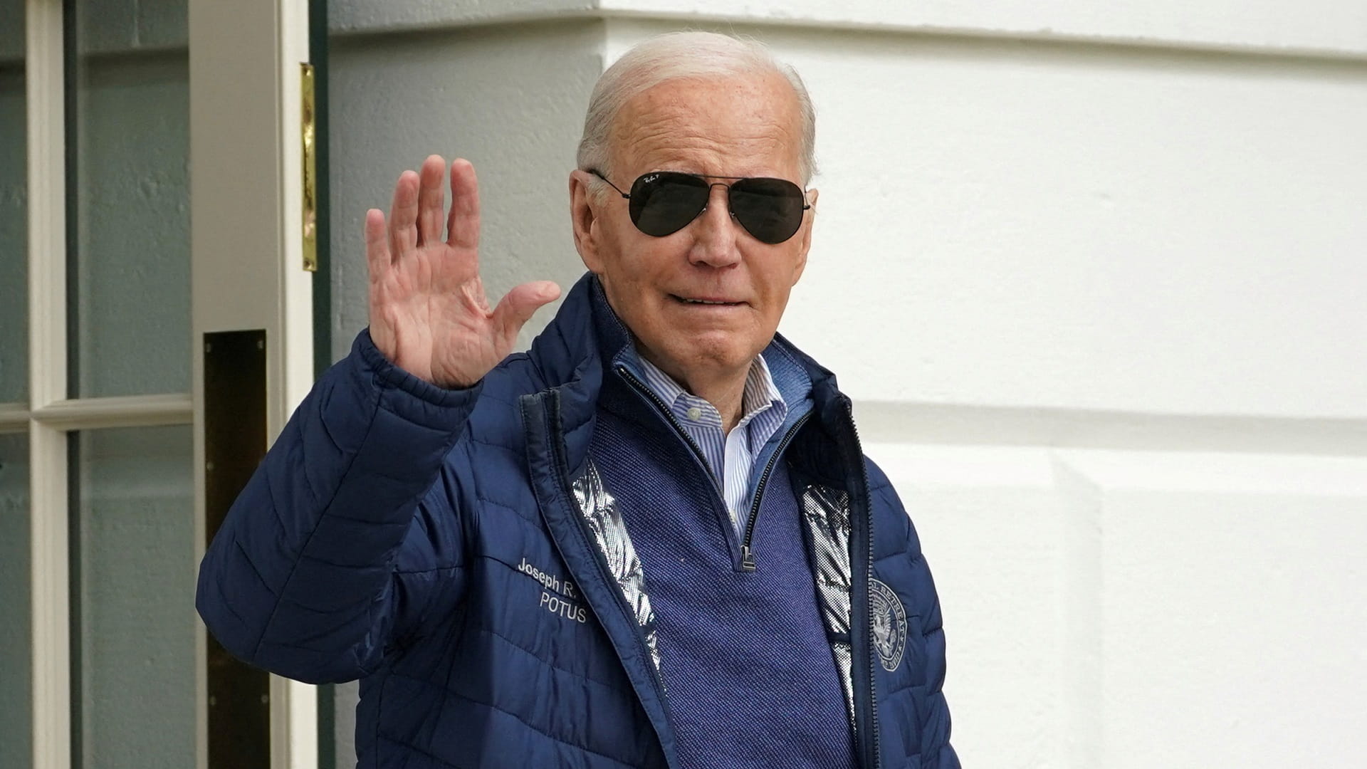 Image for the title: Biden says he expects Iran to attack Israel soon, warns: 'Don't' 