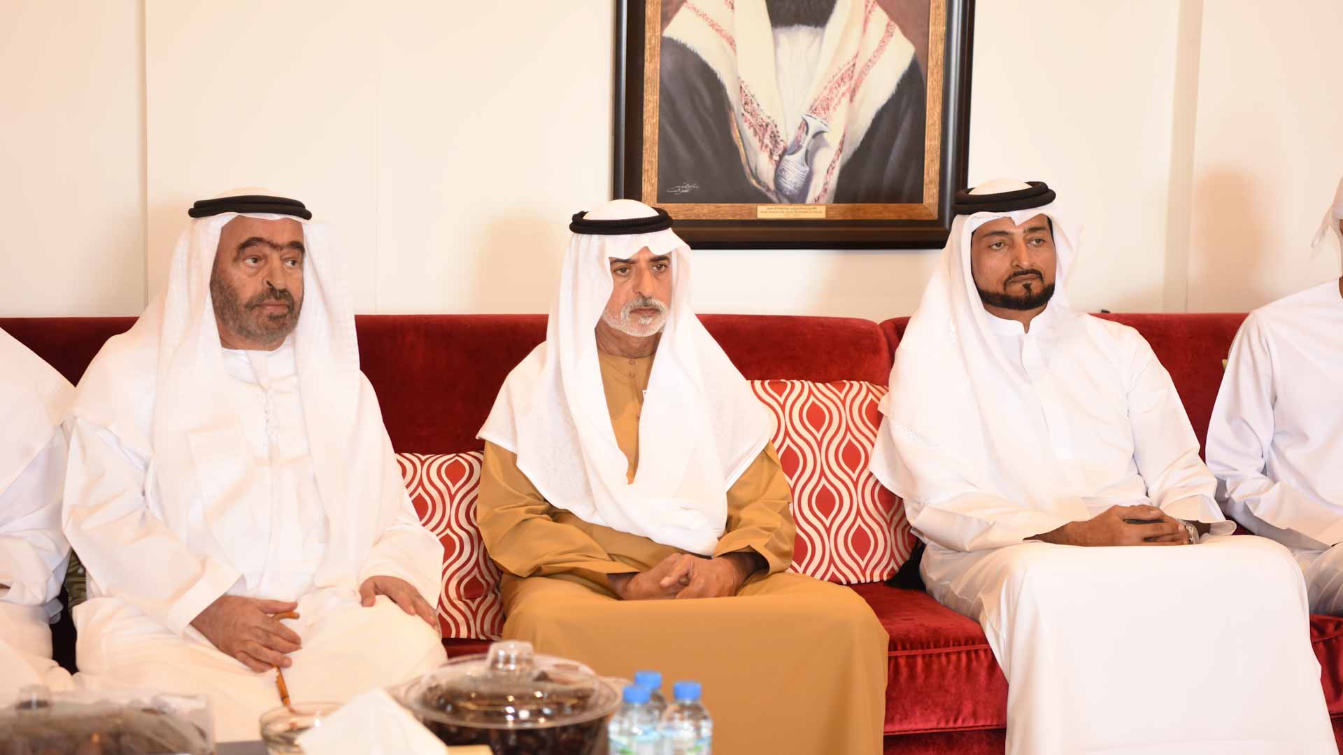 صورة بعنوان: بمدينة العين.. نهيان بن مبارك يعزي في وفاة محمد عبدالله الظاهري 