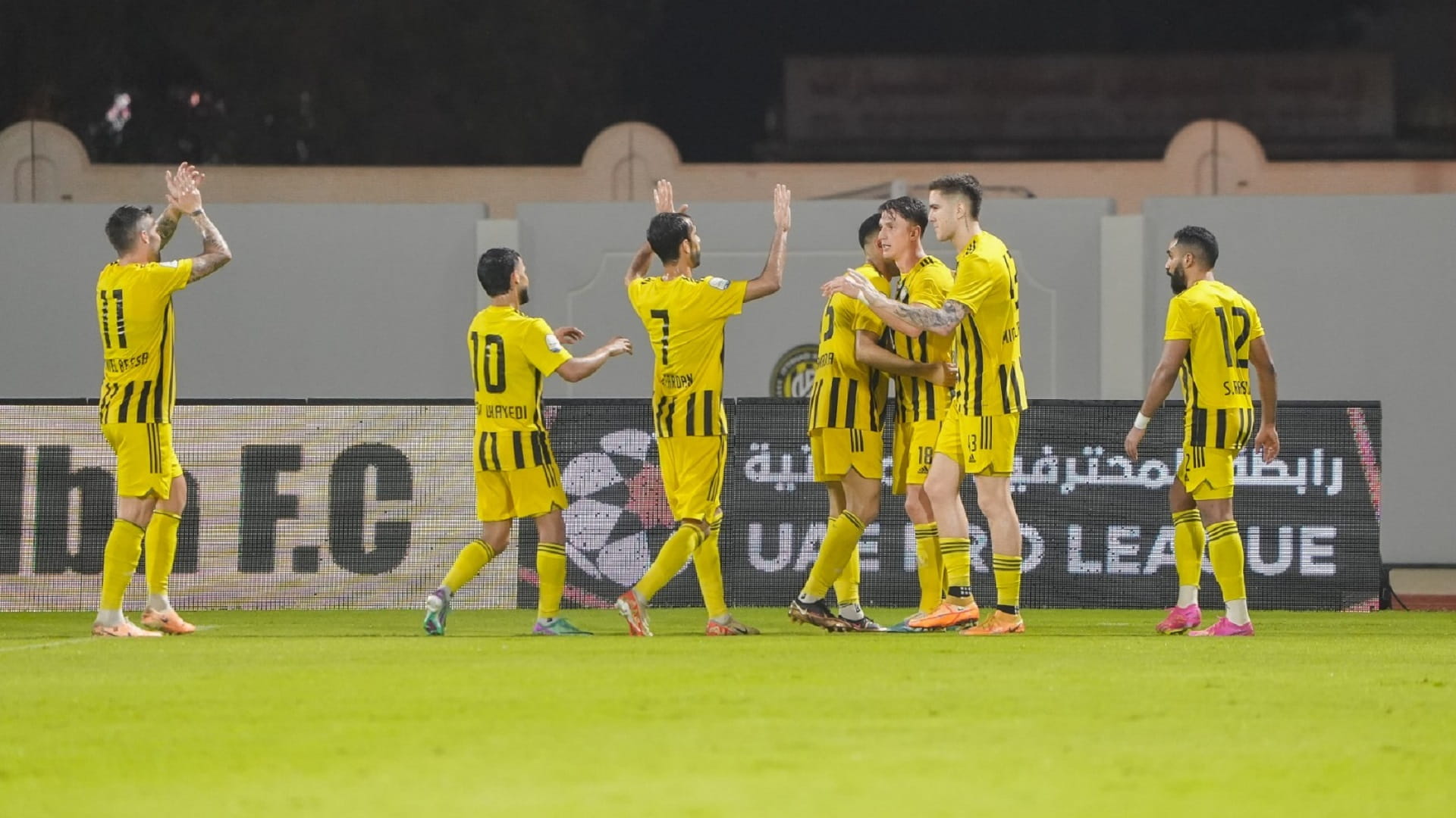 صورة بعنوان: اتحاد كلباء يفوز على الوحدة بدوري أدنوك للمحترفين 