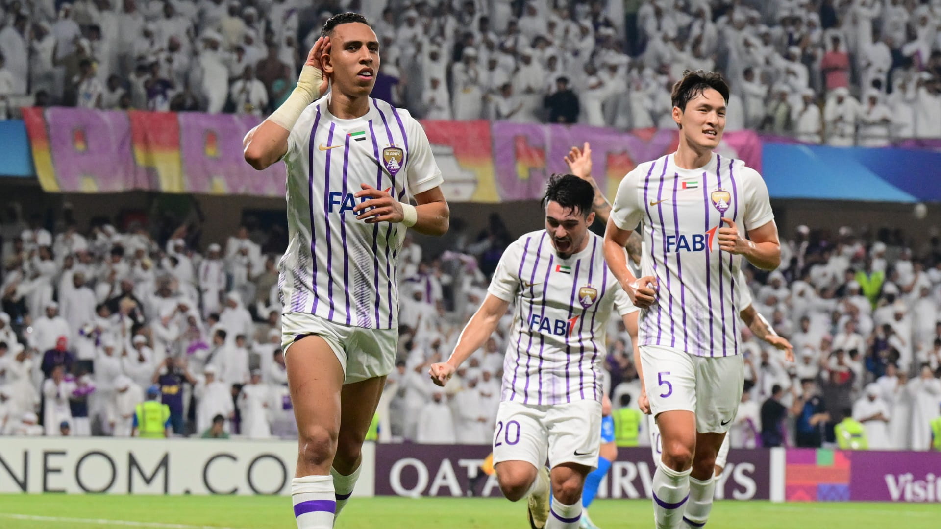 صورة بعنوان: العين يفوز على الهلال السعودي بذهاب نصف نهائي دوري أبطال آسيا 