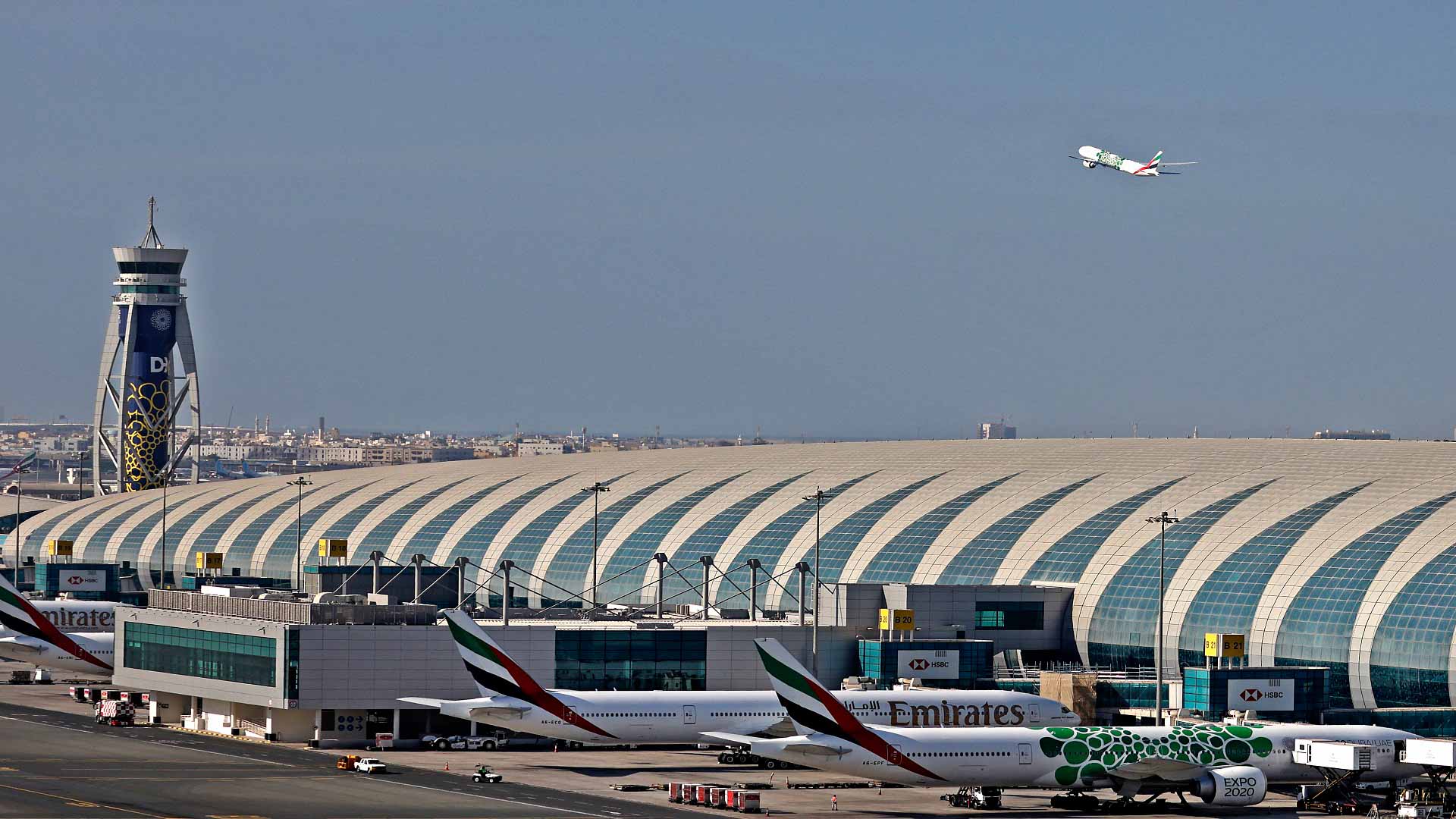 Image for the title: DXB to return to full capacity within 24 hours 