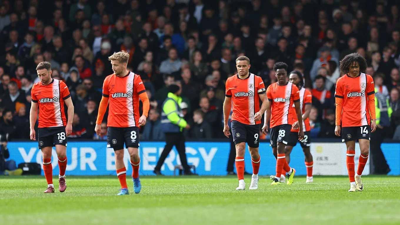 صورة بعنوان: برينتفورد يقسو على لوتون تاون في الدوري الإنجليزي 