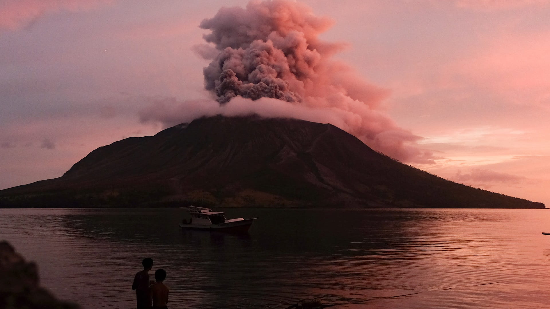 Image for the title: 'Crisis not over' as eruptions at Indonesia volcano go on 