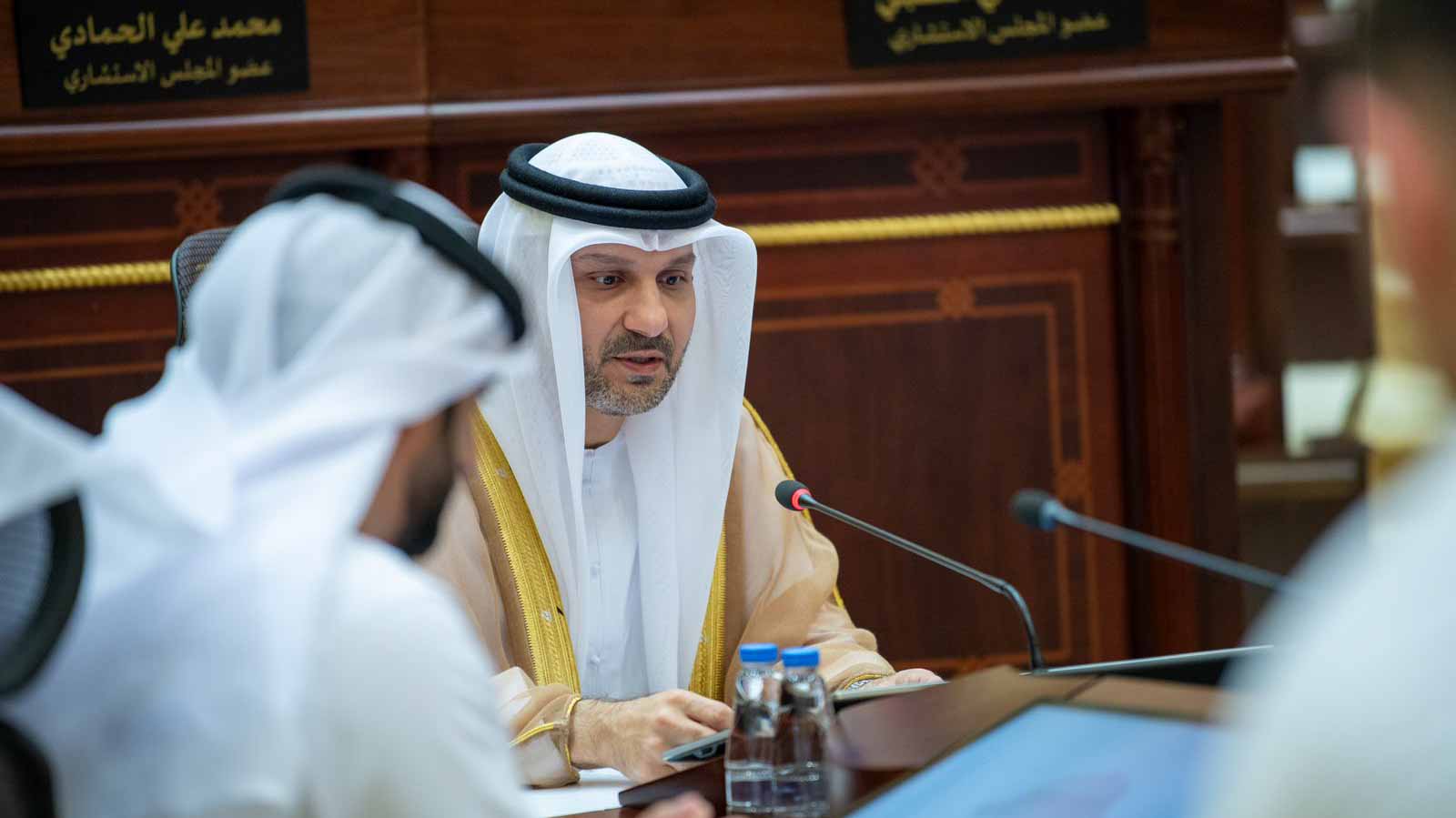 صورة بعنوان: "استشاري الشارقة" يجيز مشروع إنشاء وتنظيم مركز المنازعات الإيجارية 