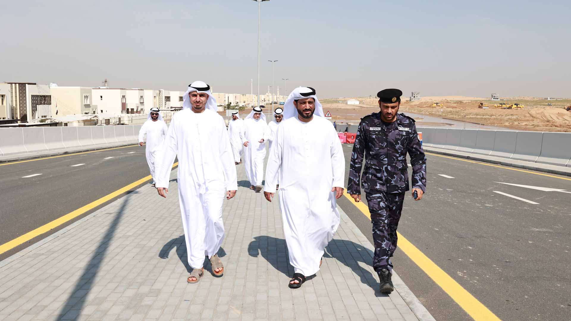 صورة بعنوان: "تخطيط الشارقة" تتفقد المناطق المتأثرة بالمنخفض الجوي "الهدير" 