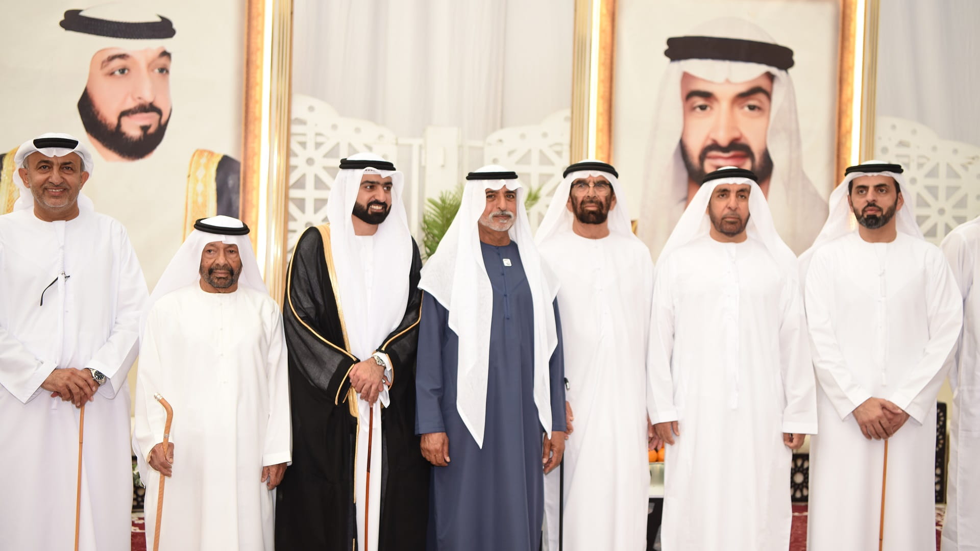 صورة بعنوان: نهيان بن مبارك يشهد أفراح الظاهري والخييلي في العين 