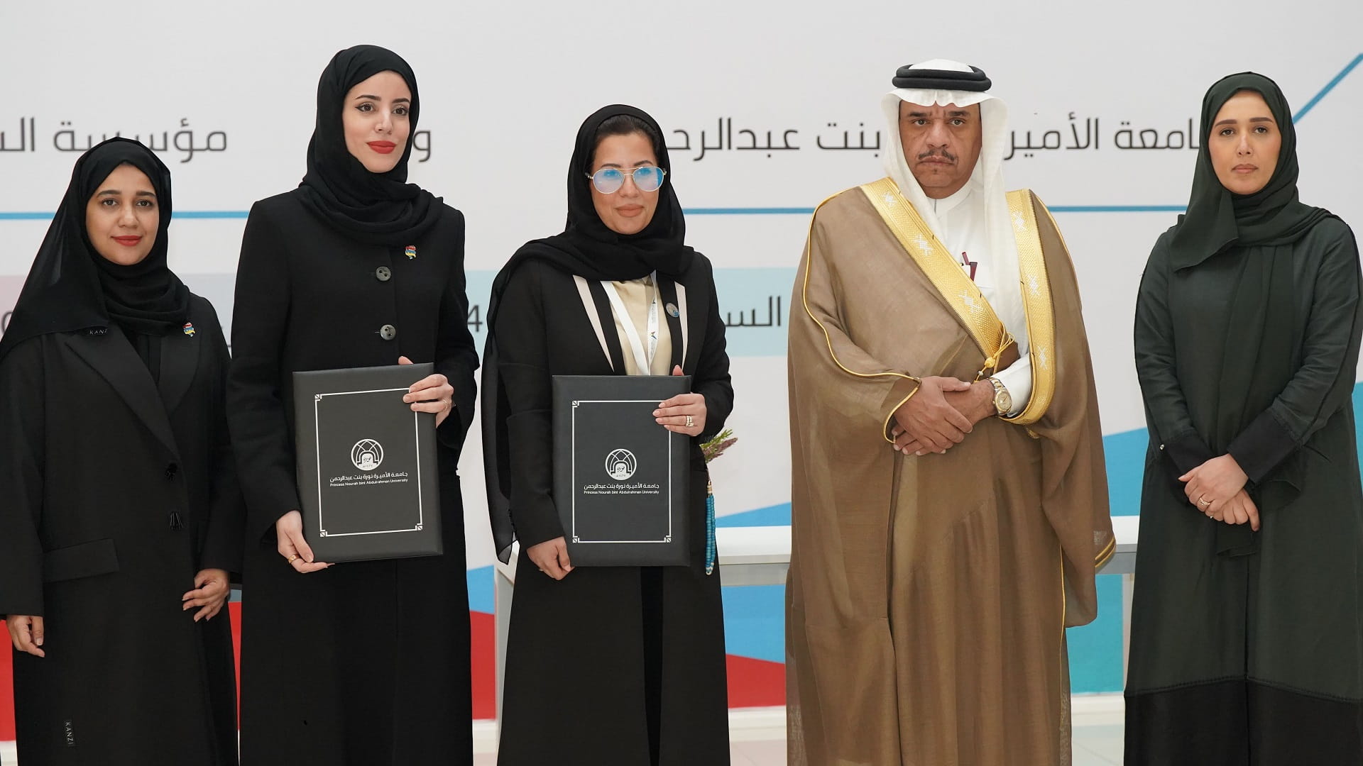 صورة بعنوان: مؤسسة الشارقة لرياضة المرأة تعزز تعاونها مع جامعة الأميرة نورة 