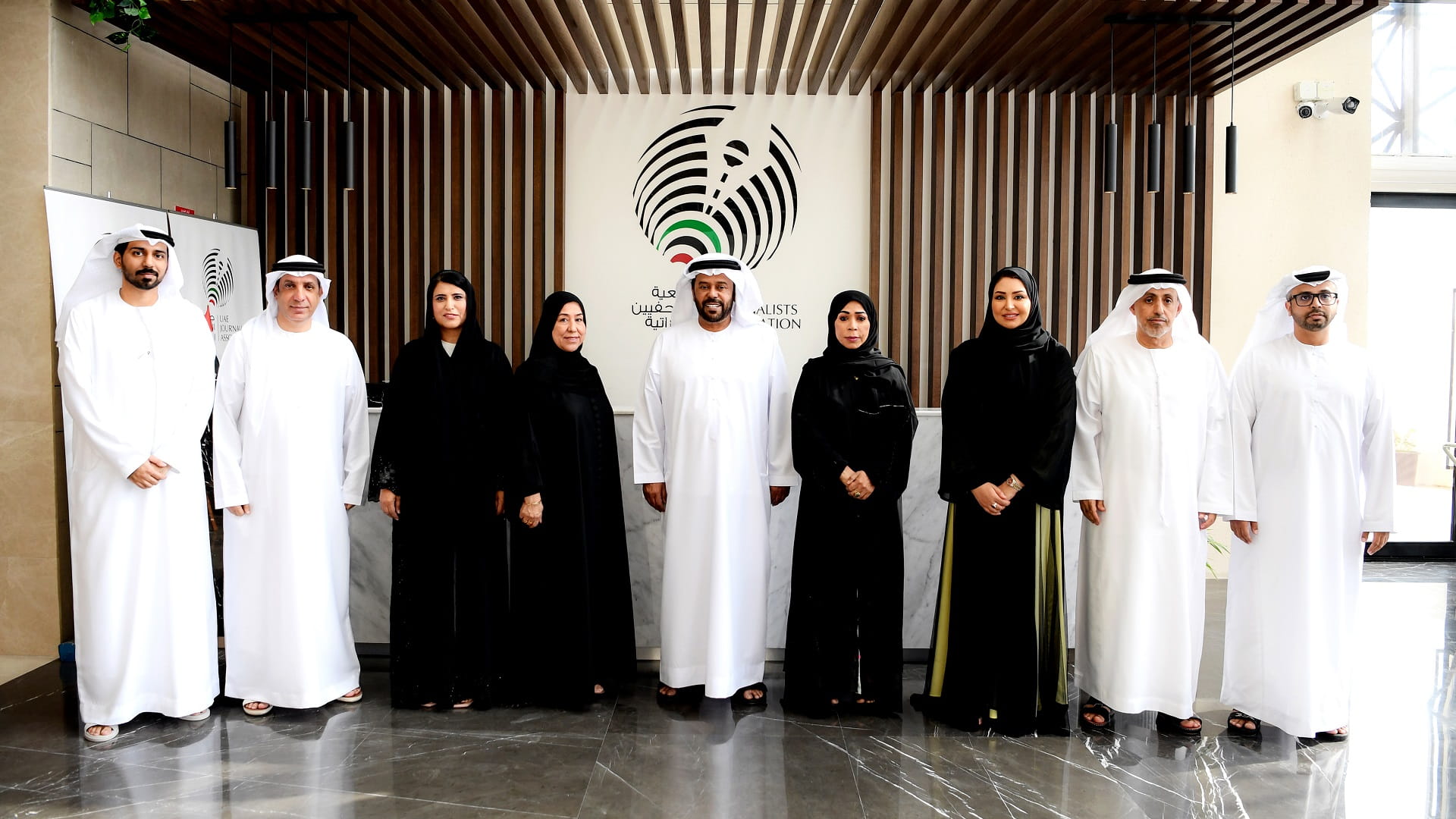 صورة بعنوان: فضيلة المعيني أول امرأة تترأس جمعية الصحفيين الإماراتية 