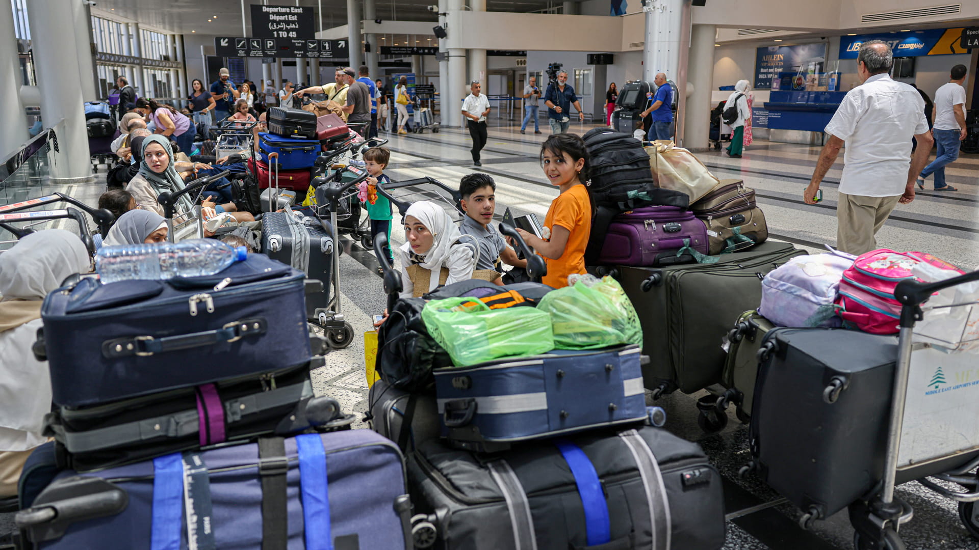 صورة بعنوان: وسط تصاعد التوتر.. أستراليا تحث رعاياها على مغادرة لبنان فوراً  