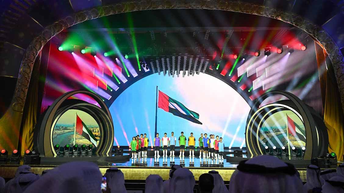 صورة بعنوان: رابطة المحترفين الإماراتية تتوج الفائز بجوائز الموسم الرياضي 