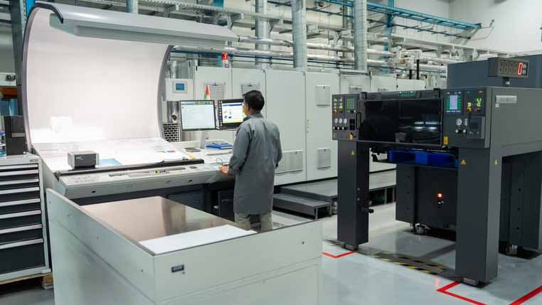 صورة بعنوان: أرباح مجموعة "E7" تبلغ 91 مليون درهم في النصف الأول 