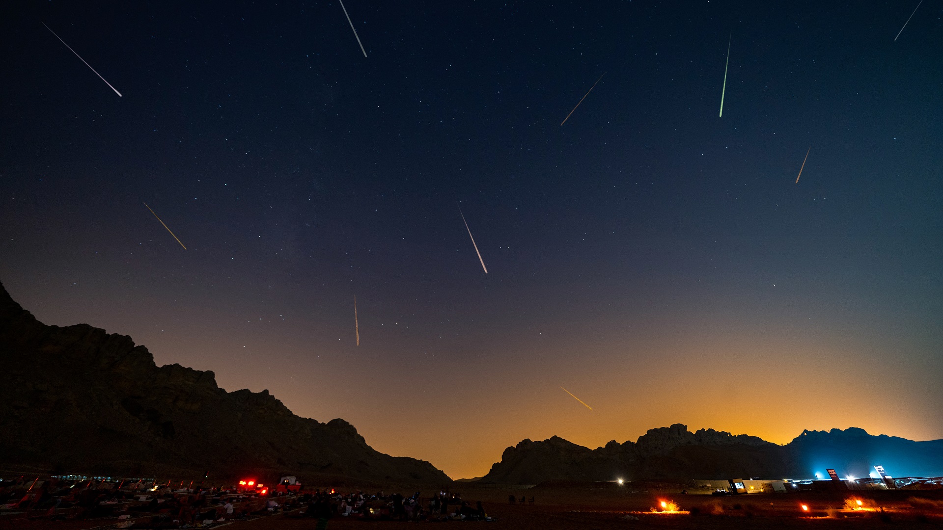 صورة بعنوان: "شبكة الإمارات" ترصد مئات الشهب في سماء الإمارات ليلة الاثنين 