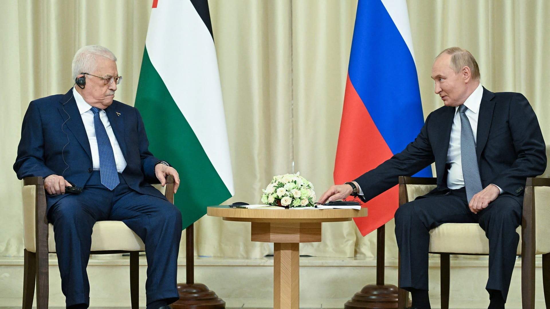 Image for the title: Putin tells Abbas 'concerned' about Palestinian civilian toll 