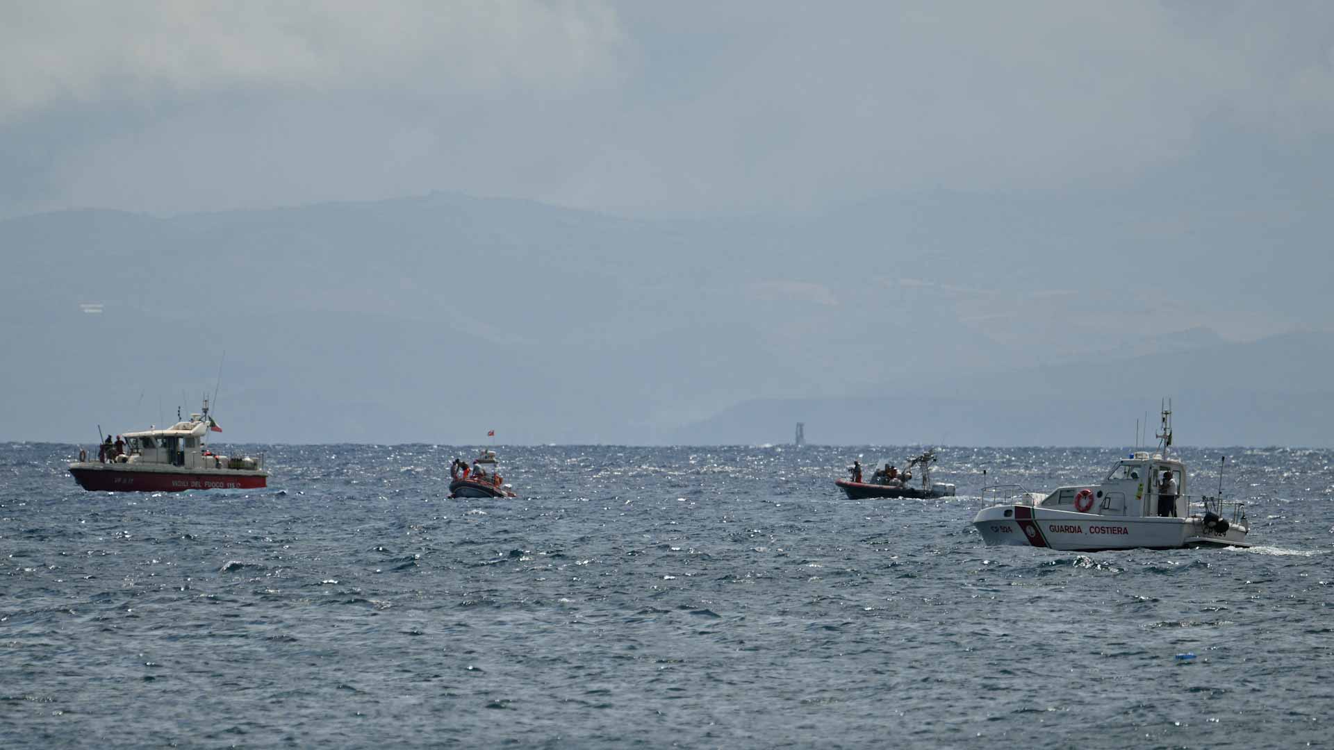 صورة بعنوان: البحث مستمر عن لينش.. ملياردير بريطاني مفقود في صقلية بعد غرق يخت 