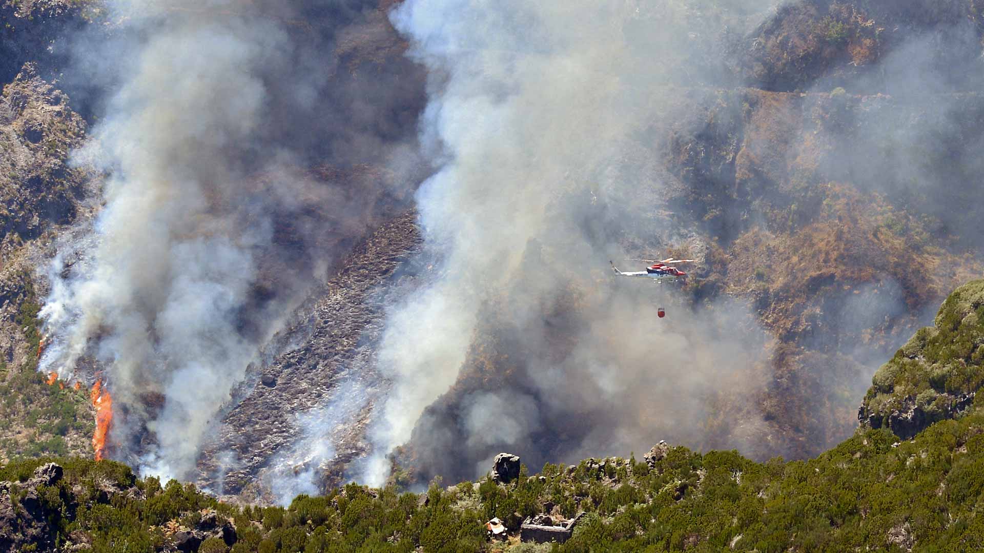 Image for the title: Wildfires rage in parched southeast Brazil 