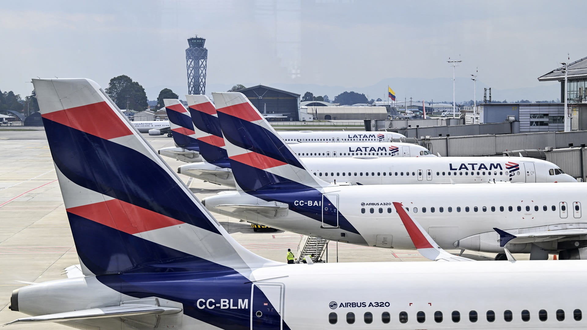 Image for the title: Airline LATAM cancels 36 flights in Colombia over fuel shortage 