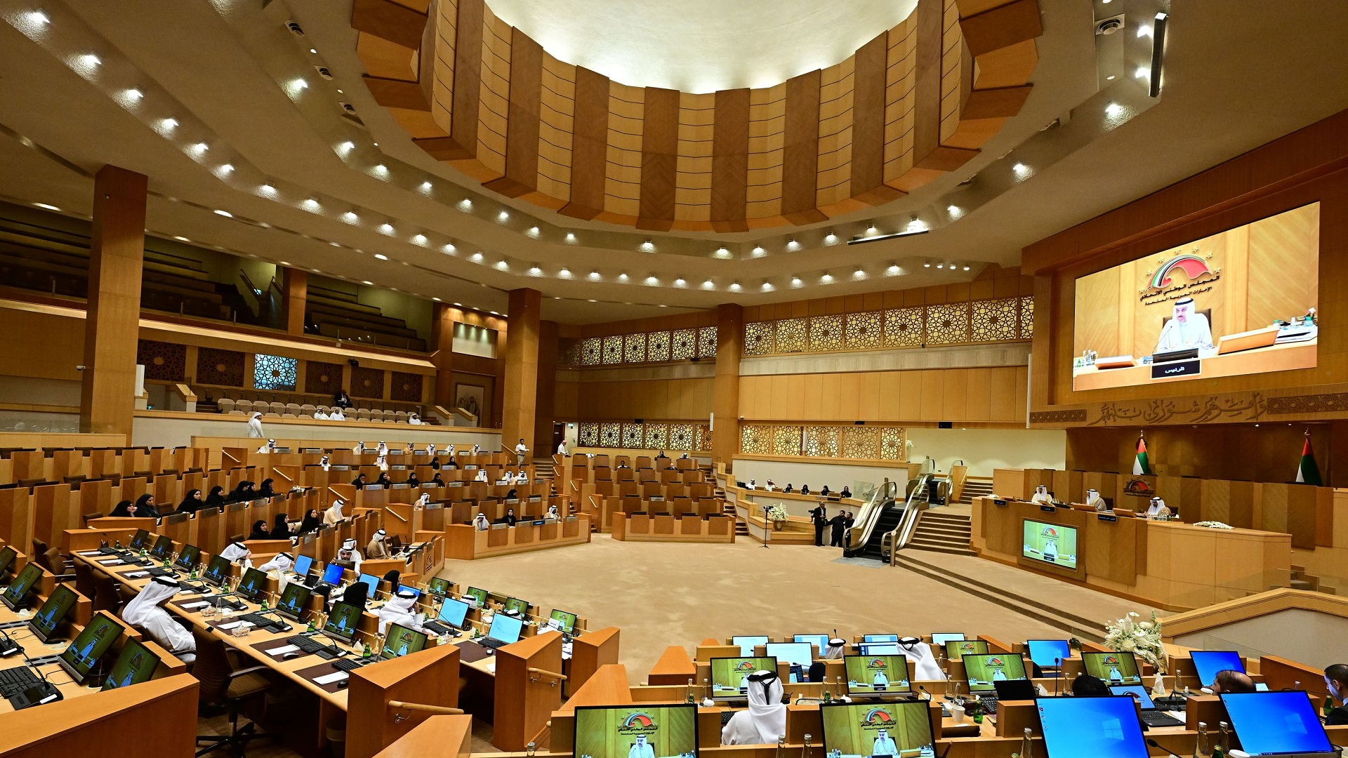 المجلس الوطني الاتحادي يواصل دوره بمسيرة التنمية الشاملة 