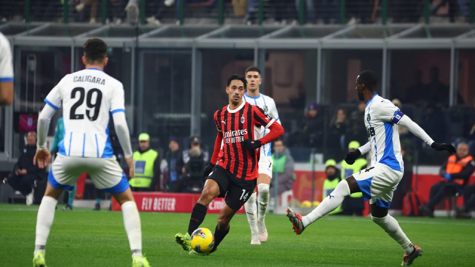 ميلان يصعد لربع نهائي بطولة بكأس إيطاليا 