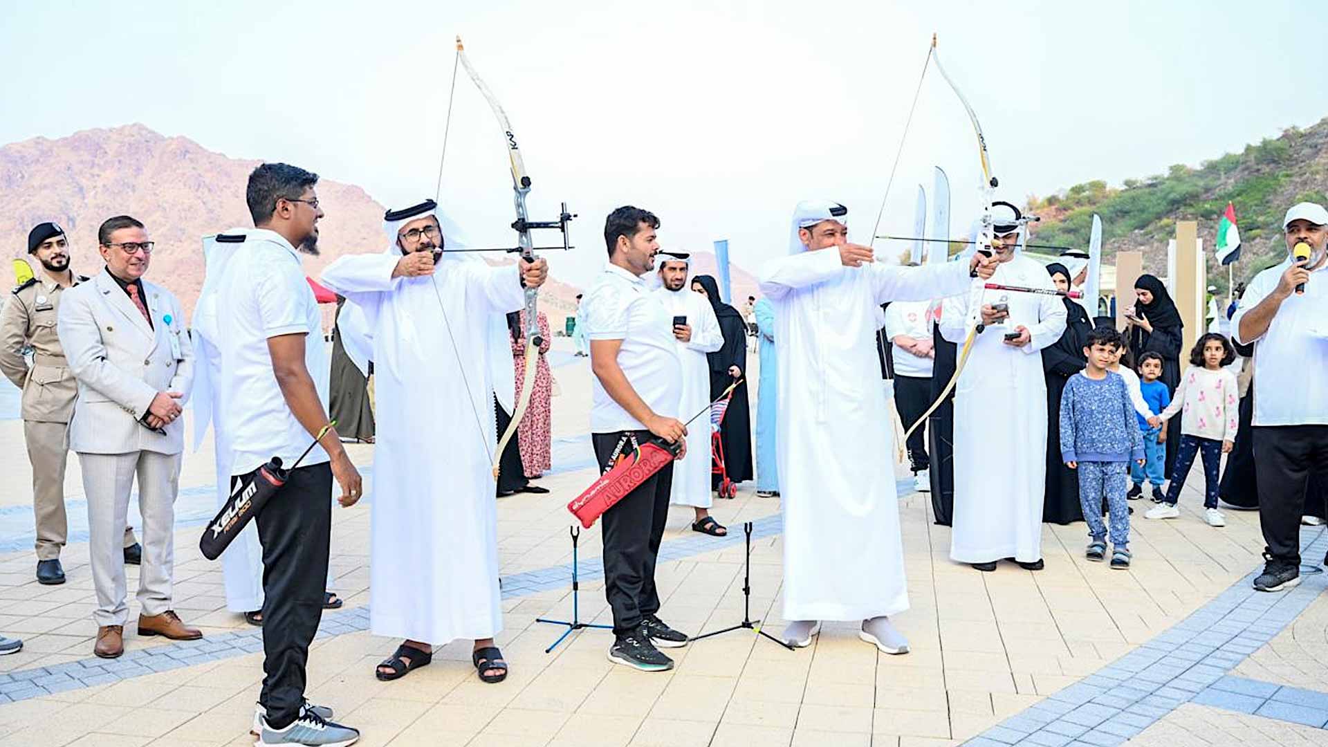 نادي المدام يشارك في حملة "سياحة بأمن وسلامة 2024" بكلباء  