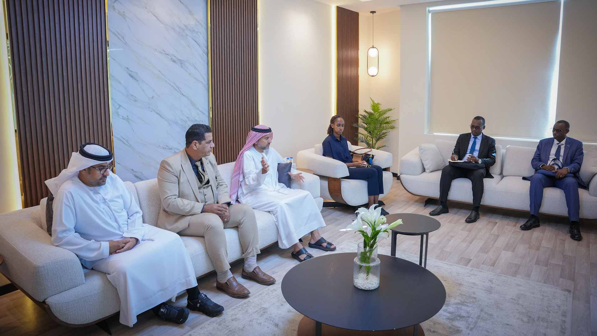 "أصول لحلول النقل" تستقبل وفداً حكومياً من رواندا