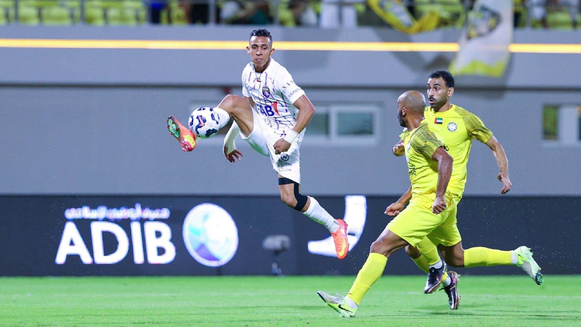 العين يفرض التعادل على كلباء في اللقاء المؤجل بدوري المحترفين 