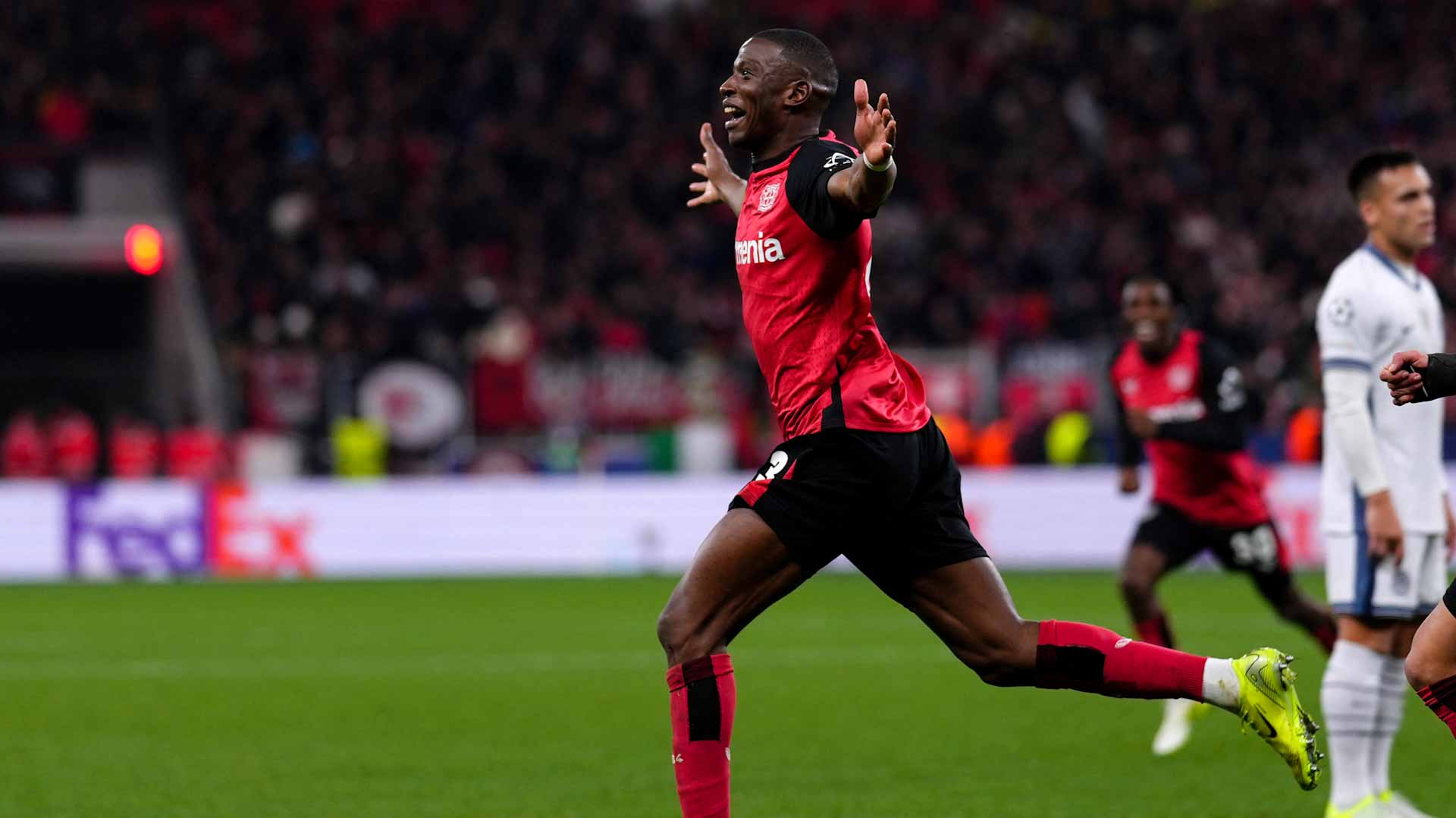  موكيلي يقود ليفركوزن للفوز على إنتر ميلان في دوري أبطال أوروبا   